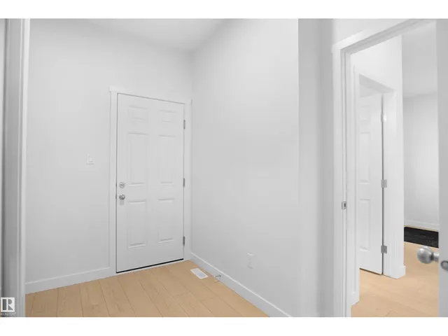 6343 175 AV, Edmonton 5