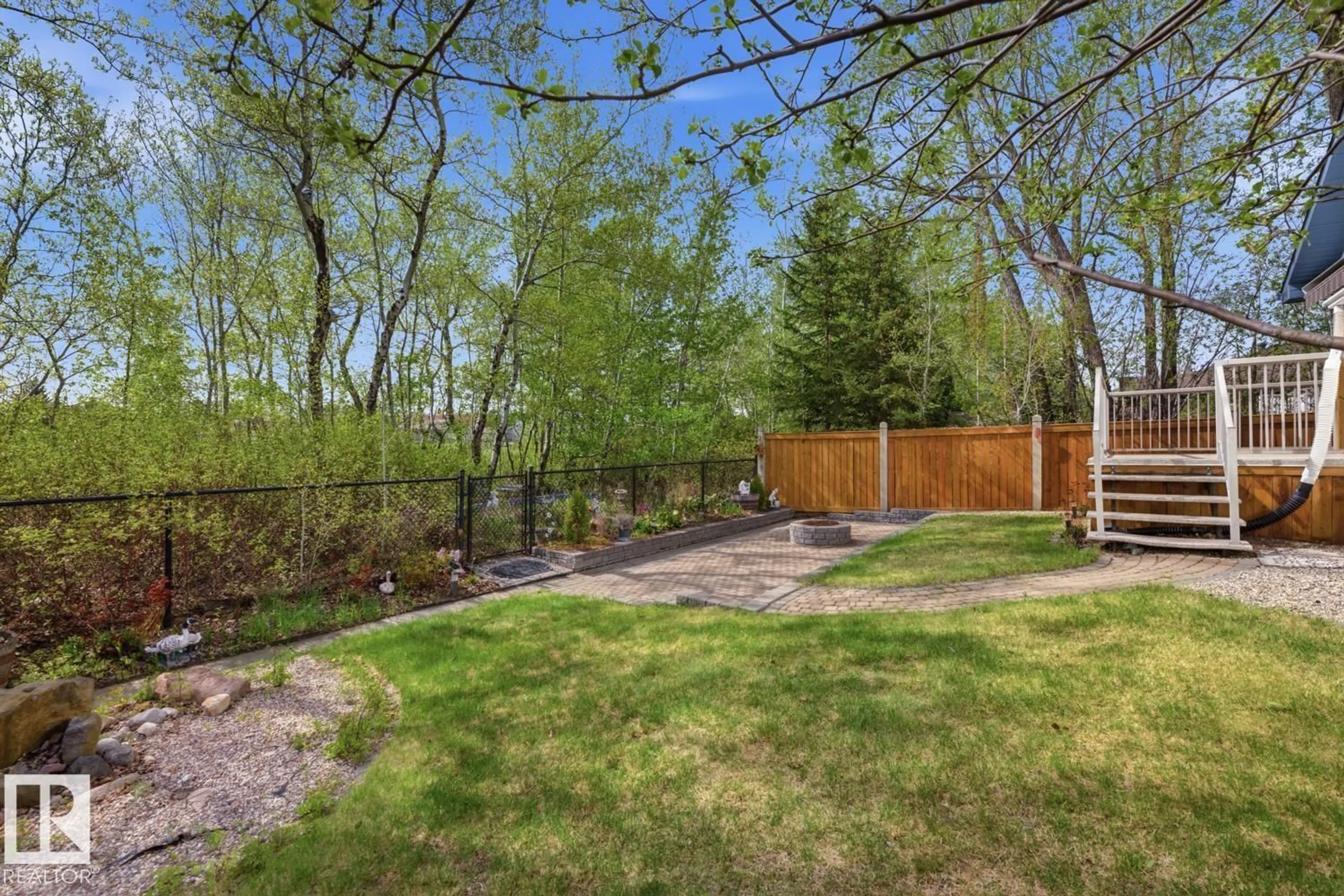 Patio, forest/trees view for 70 EASTCOTT DR, St. Albert Alberta T8N7B2