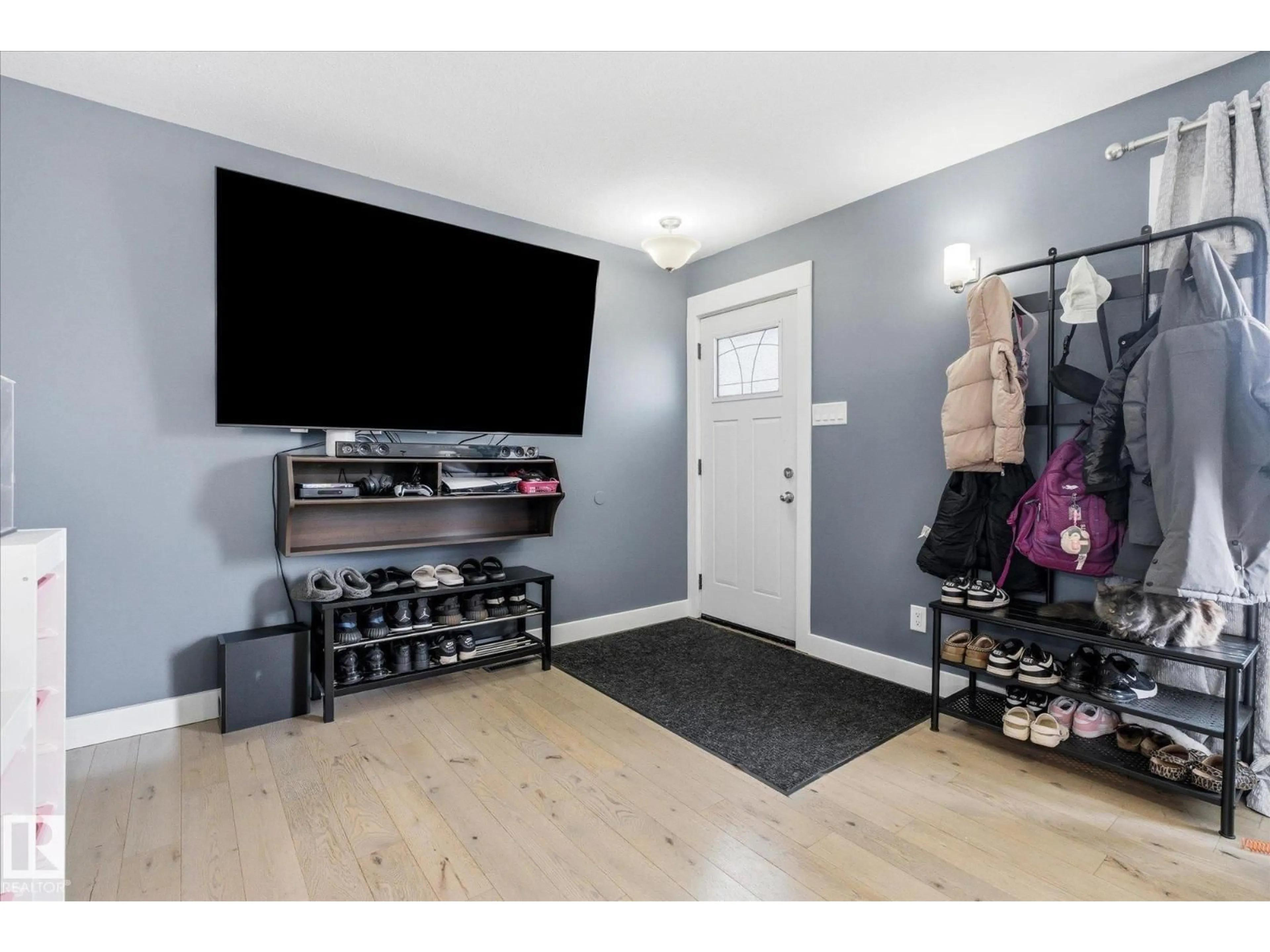 Indoor entryway for NW - 10945 164 ST, Edmonton Alberta T5P3S2