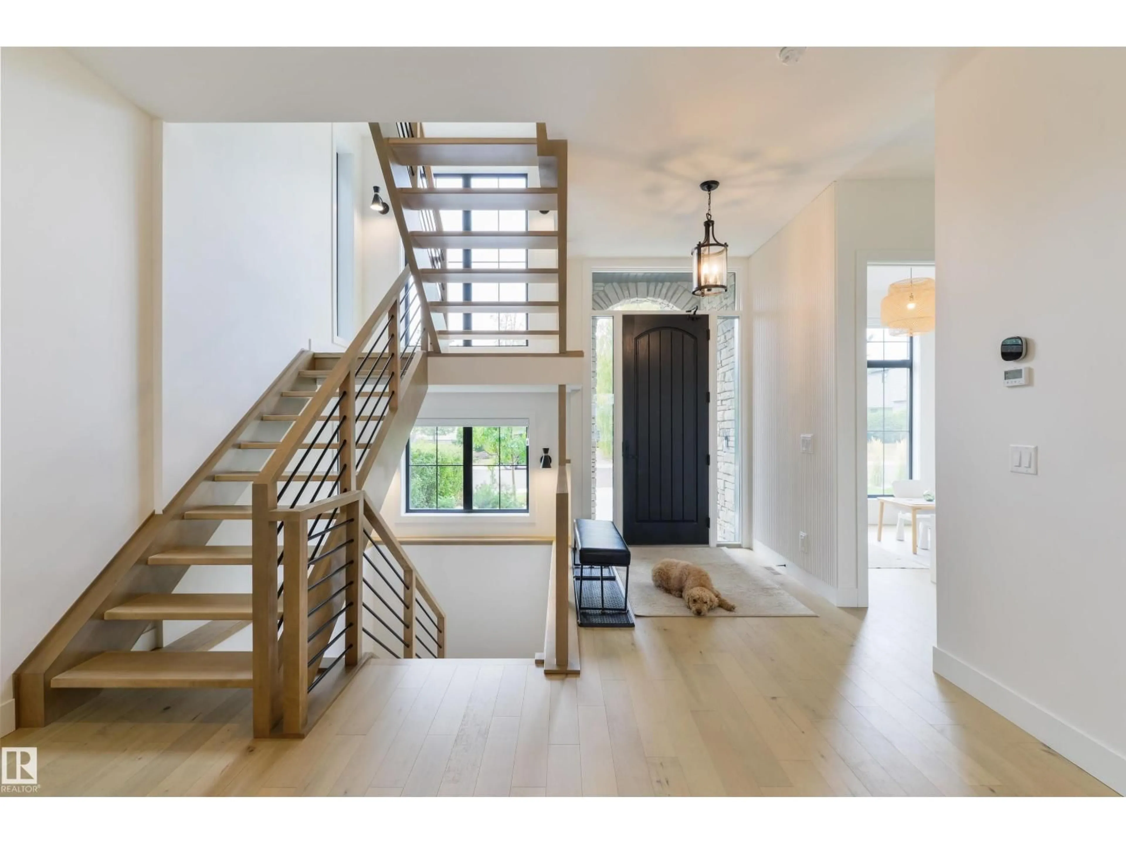 Indoor entryway for 8107 144 ST, Edmonton Alberta T5R0R3