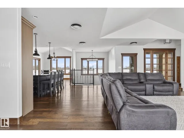 56229 RGE ROAD 242, Rural Sturgeon County 3