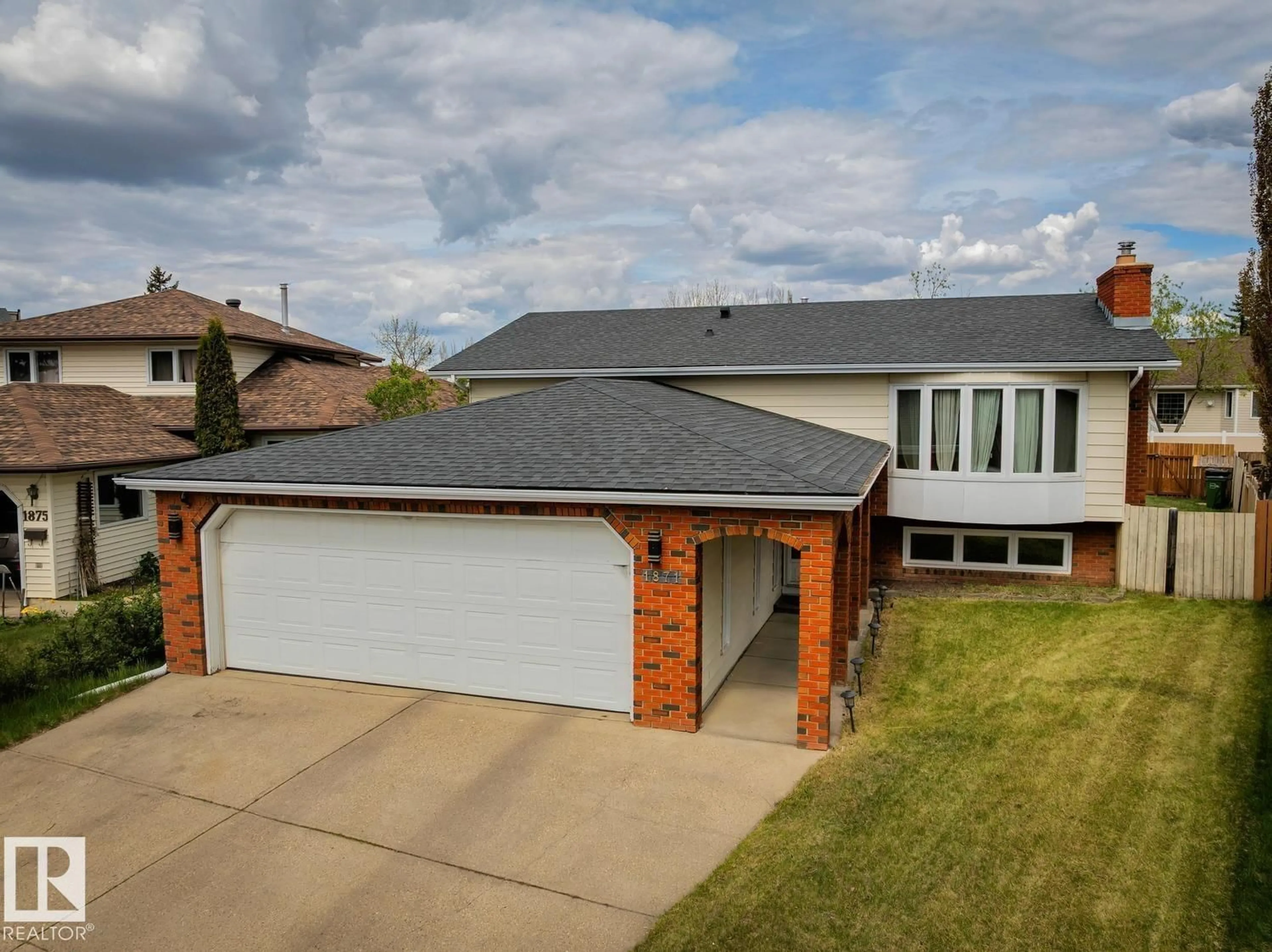 Unknown for 1871 45 ST, Edmonton Alberta T6L2S6