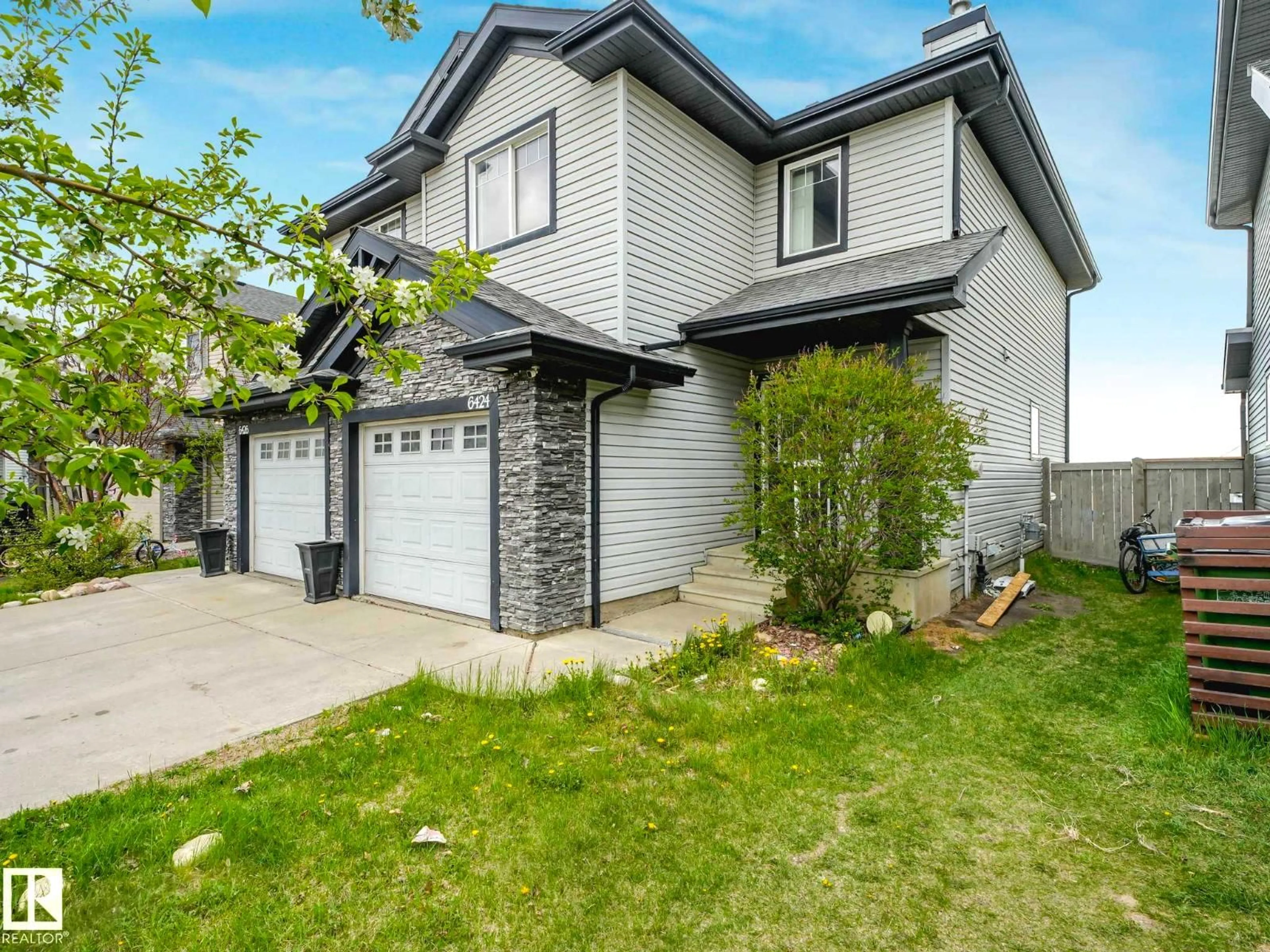 Unknown for SW - 6424 1A AV, Edmonton Alberta T6X0B5