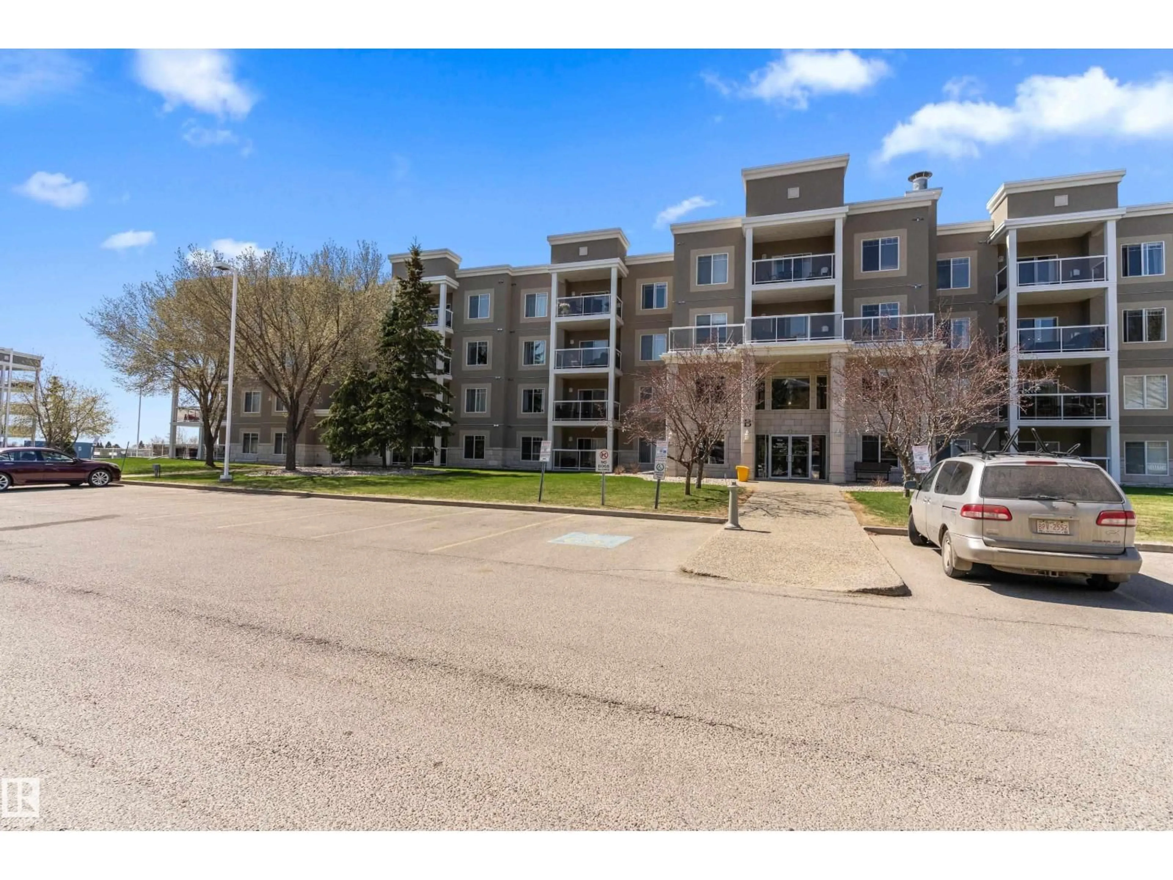 A pic from outside/outdoor area/front of a property/back of a property/a pic from drone, water/lake/river/ocean view for B - 238 MCKENNEY AV, St. Albert Alberta T8N7K3