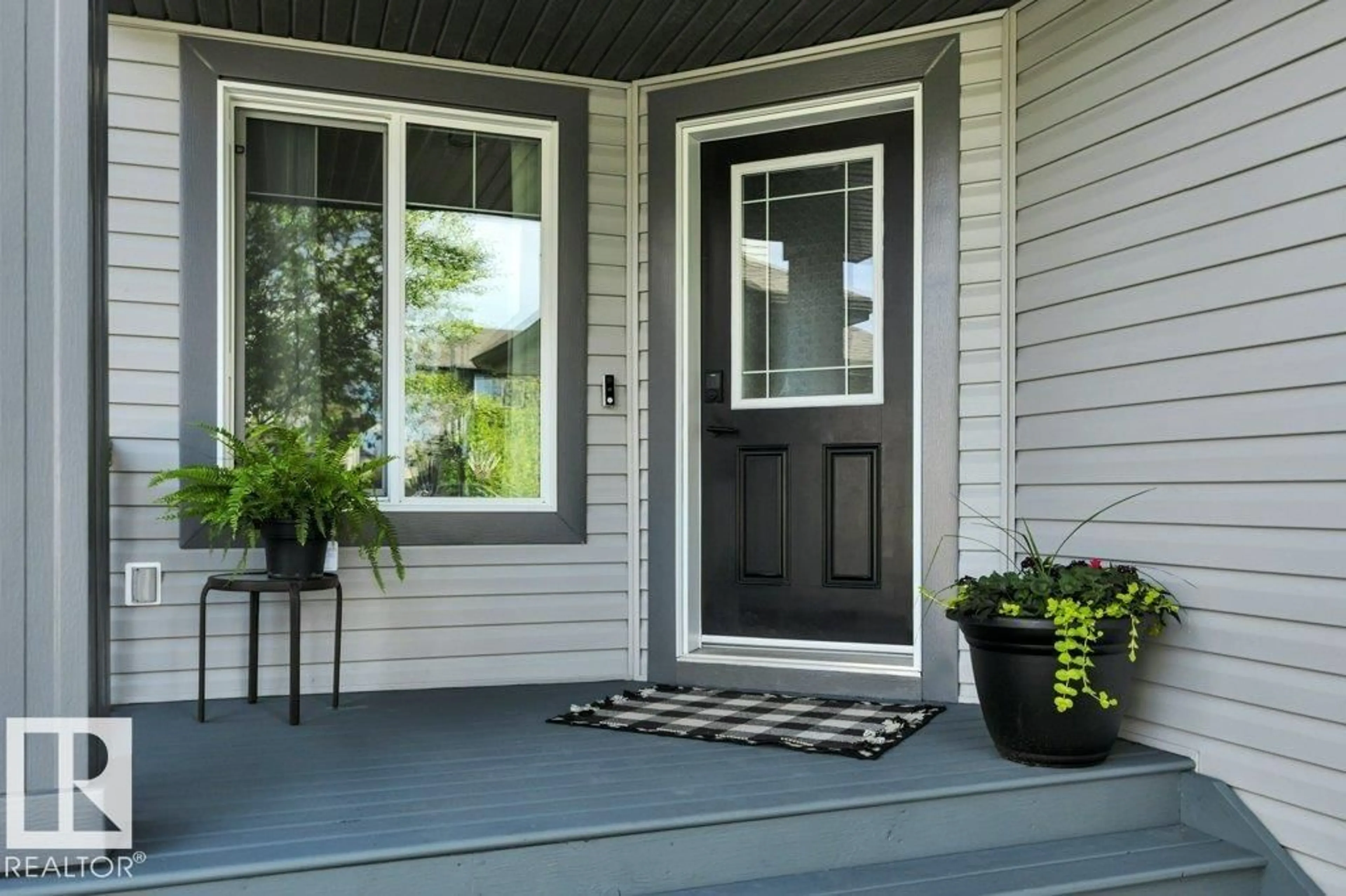 Home with vinyl exterior material, street for 69 SELKIRK PL, Leduc Alberta T9E0L4