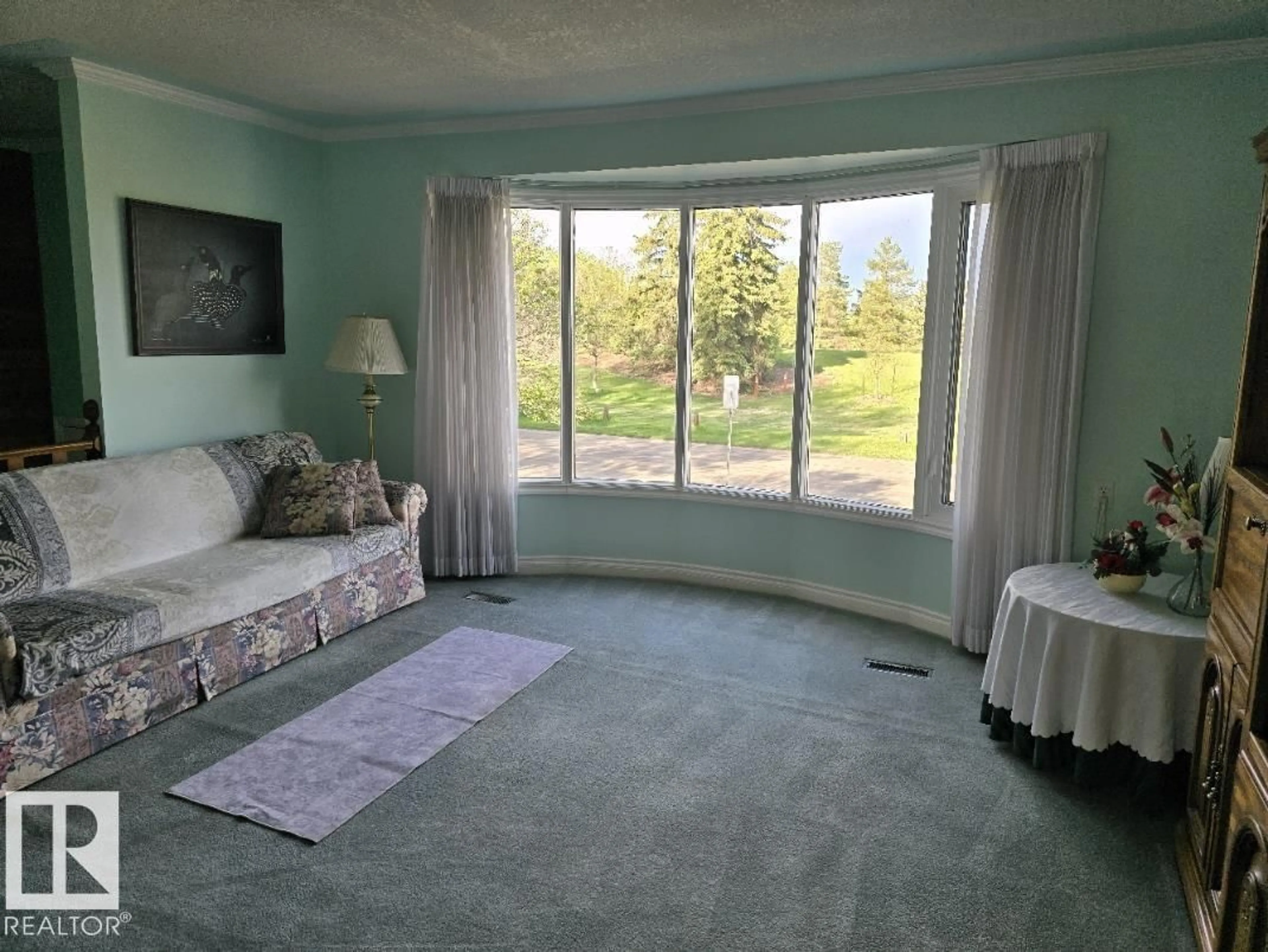 A pic of a room for 10908 30 ST, Edmonton Alberta T5W1V9