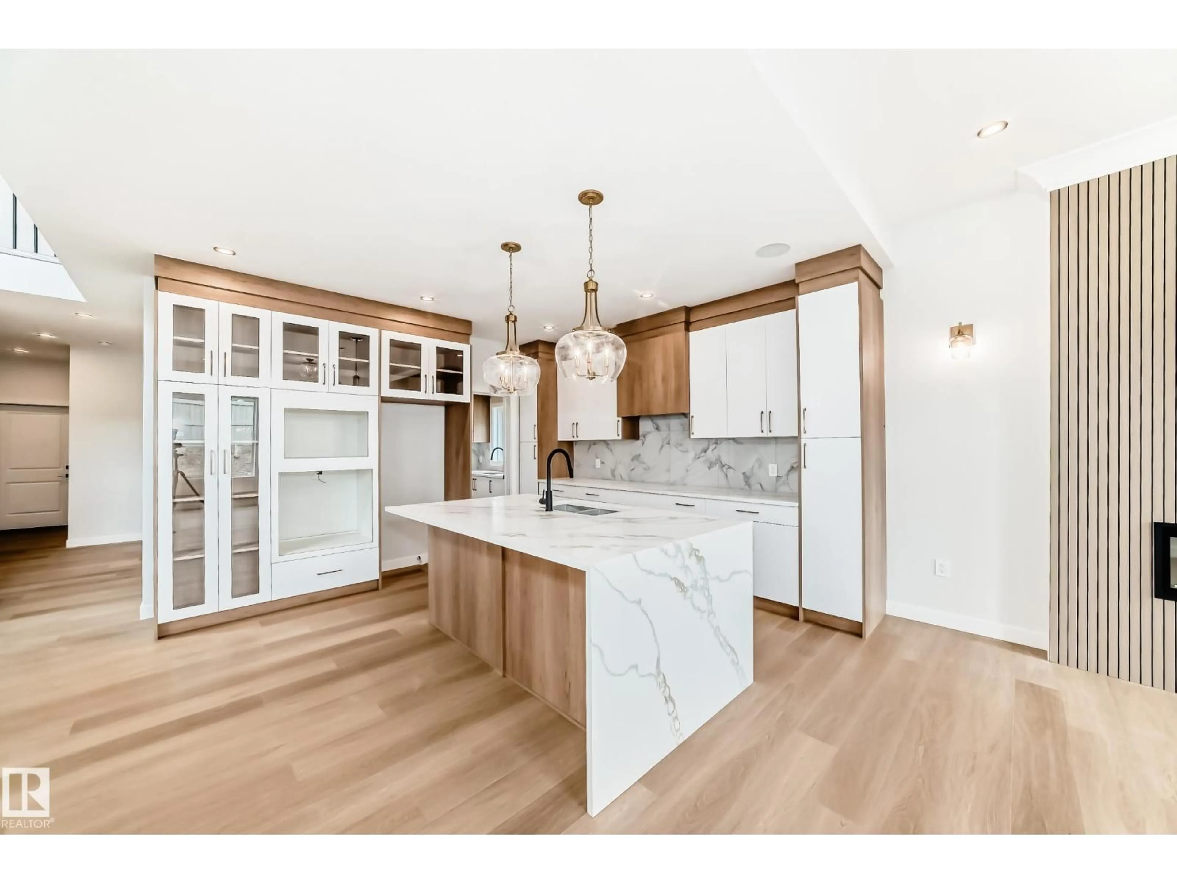 Open concept kitchen, unknown for 47 MEADOWGROVE LN, Spruce Grove Alberta T7X0W2
