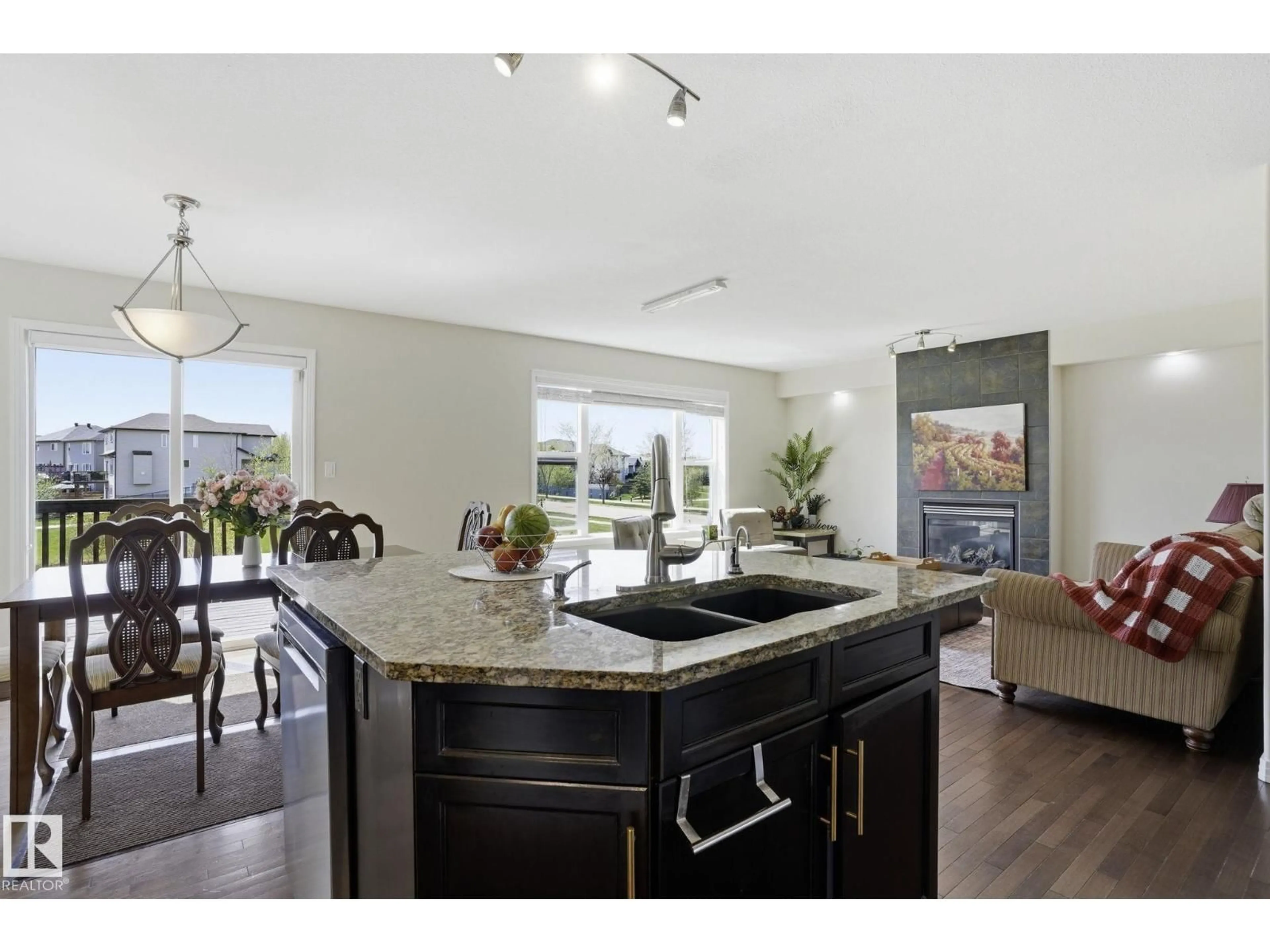 Open concept kitchen, ceramic/tile floor for 10 ROCKWELL CLOSE, Fort Saskatchewan Alberta T8L0E7