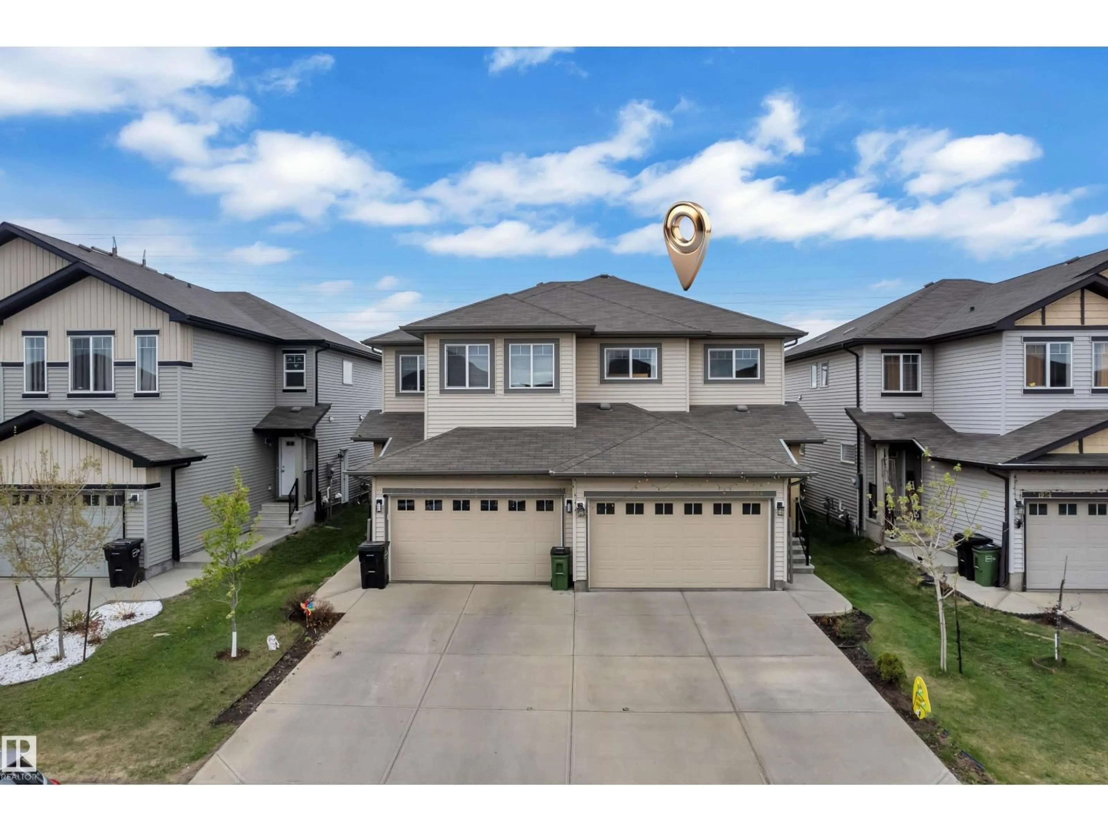 A pic from outside/outdoor area/front of a property/back of a property/a pic from drone, street for 1814 27 ST, Edmonton Alberta T6T2G5
