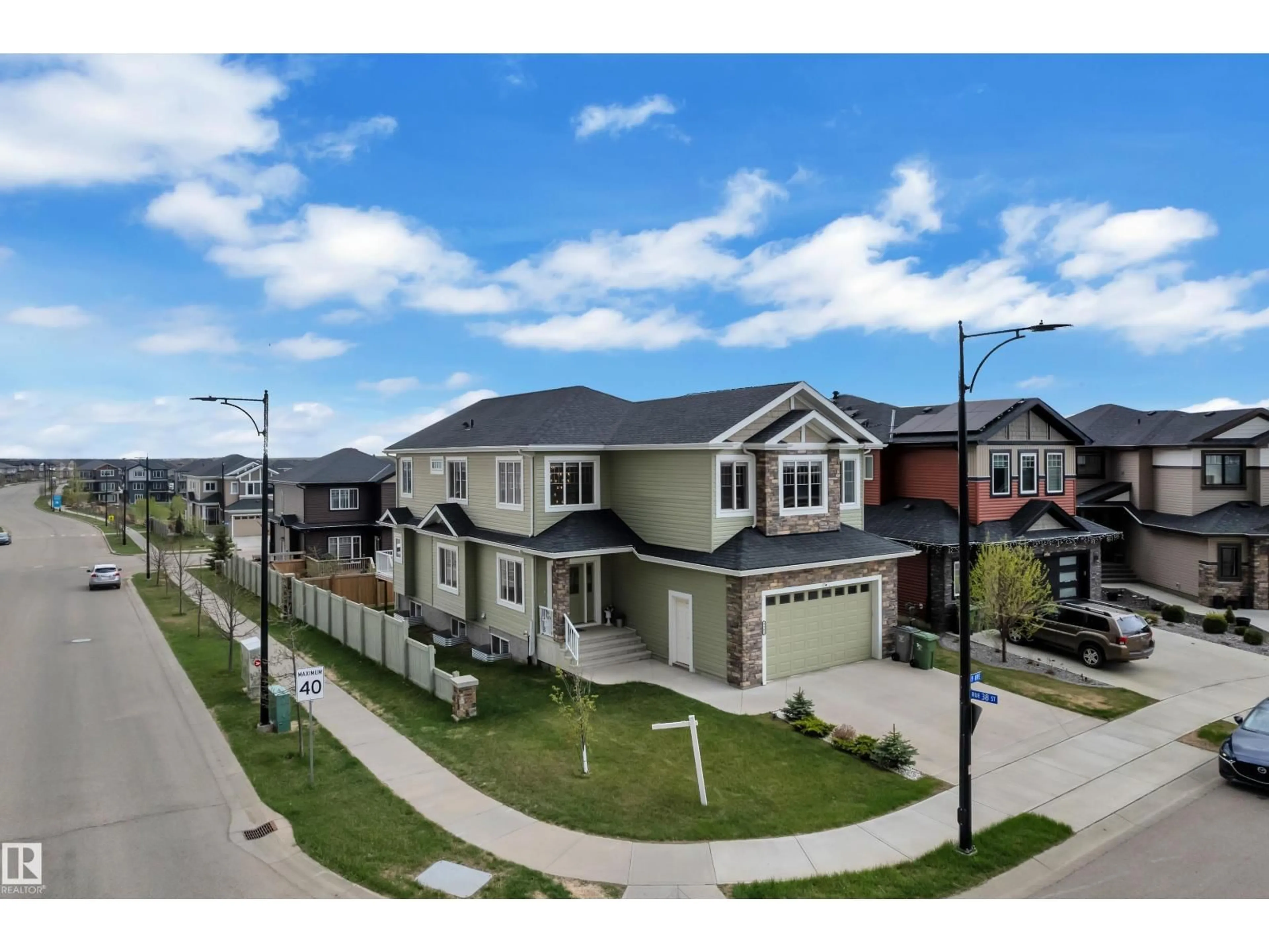 Unknown for 4902 38 ST, Beaumont Alberta T4X2B6