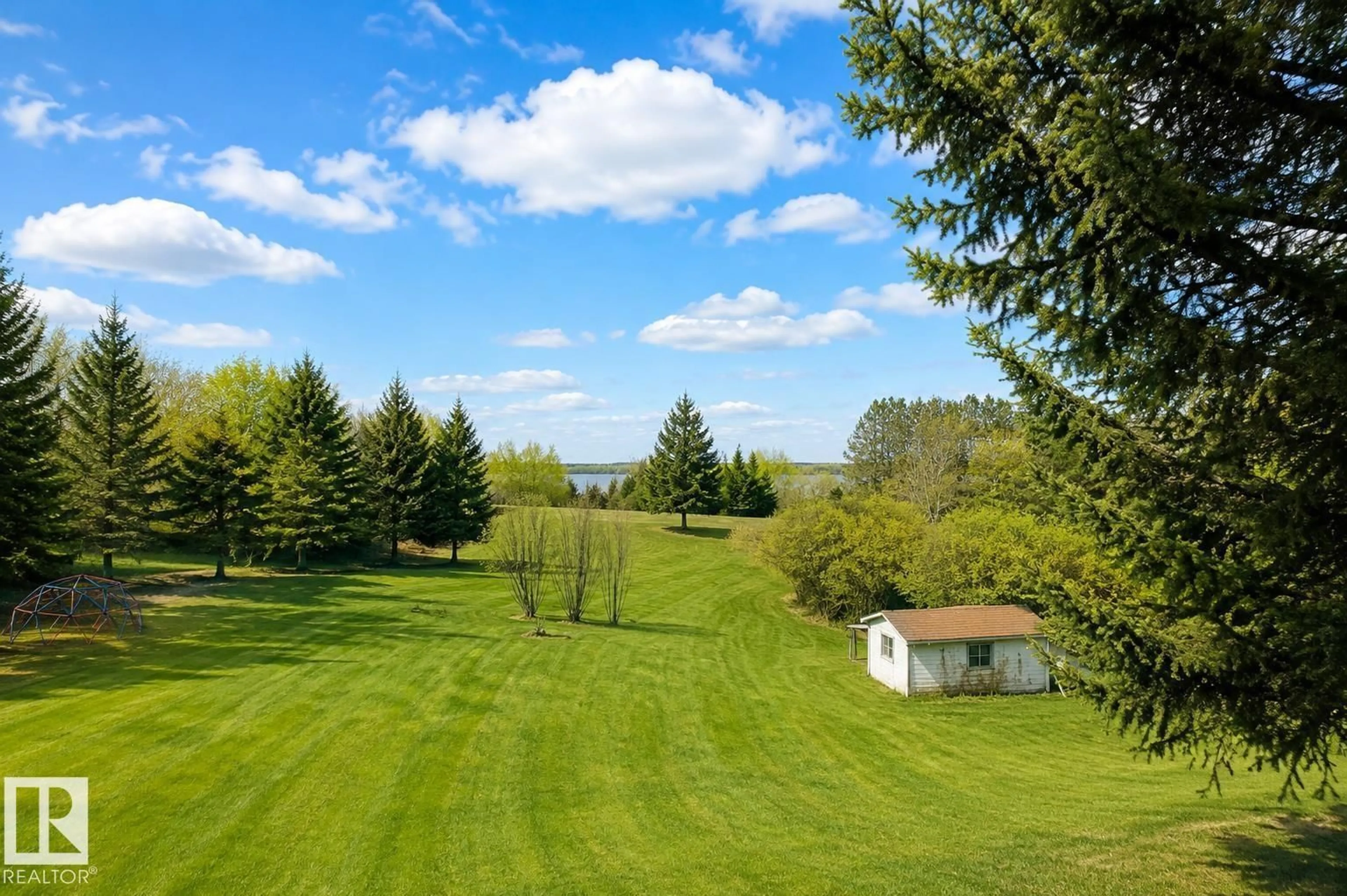 A pic from outside/outdoor area/front of a property/back of a property/a pic from drone, water/lake/river/ocean view for 60245 - 366 RANGE ROAD 164, Rural Smoky Lake County Alberta T0A3C0
