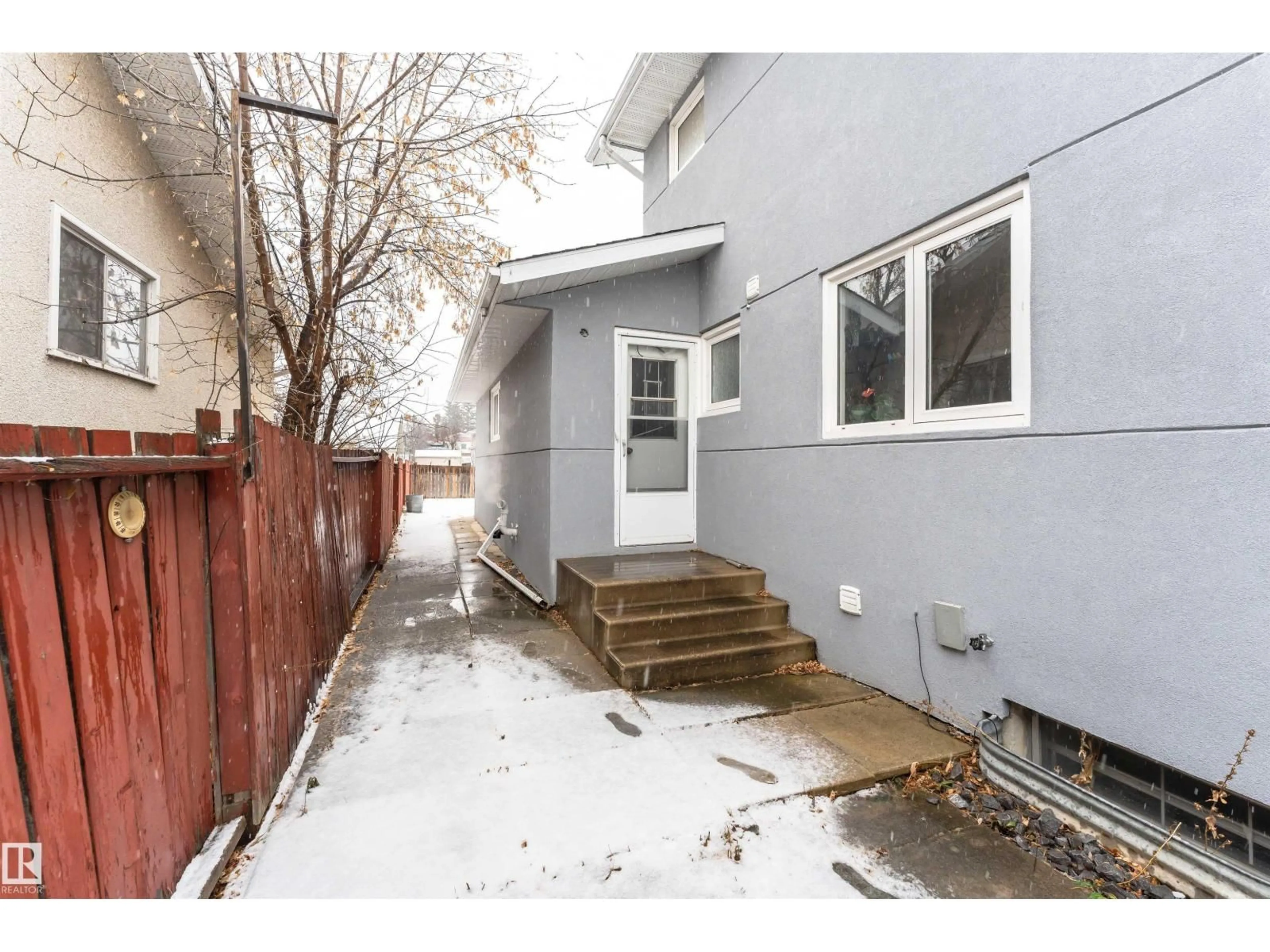 Unknown for NW - 17716 84 AVE, Edmonton Alberta T5T0N4