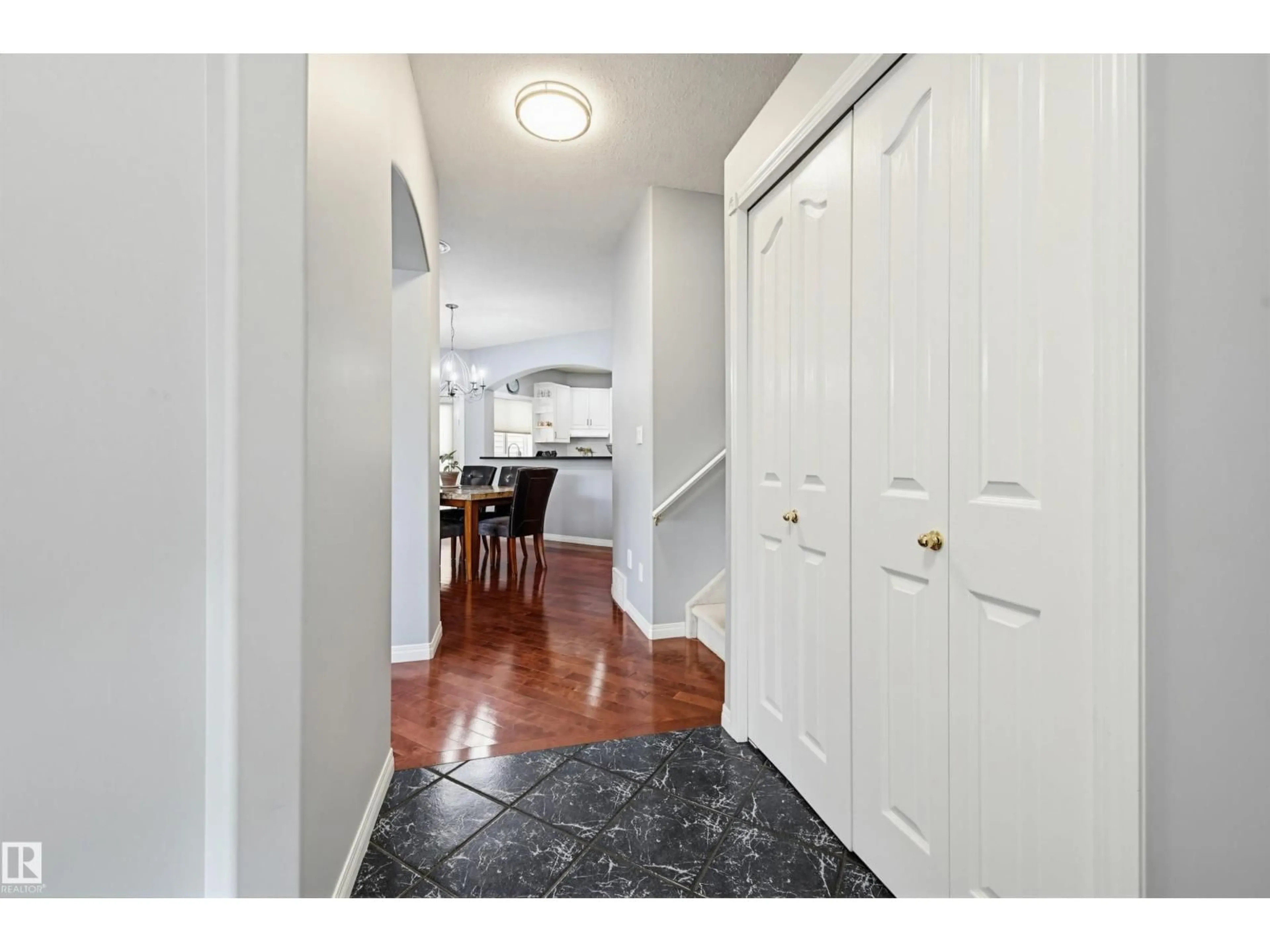 Indoor entryway for 8612 108A ST NW, Edmonton Alberta T6E4M8