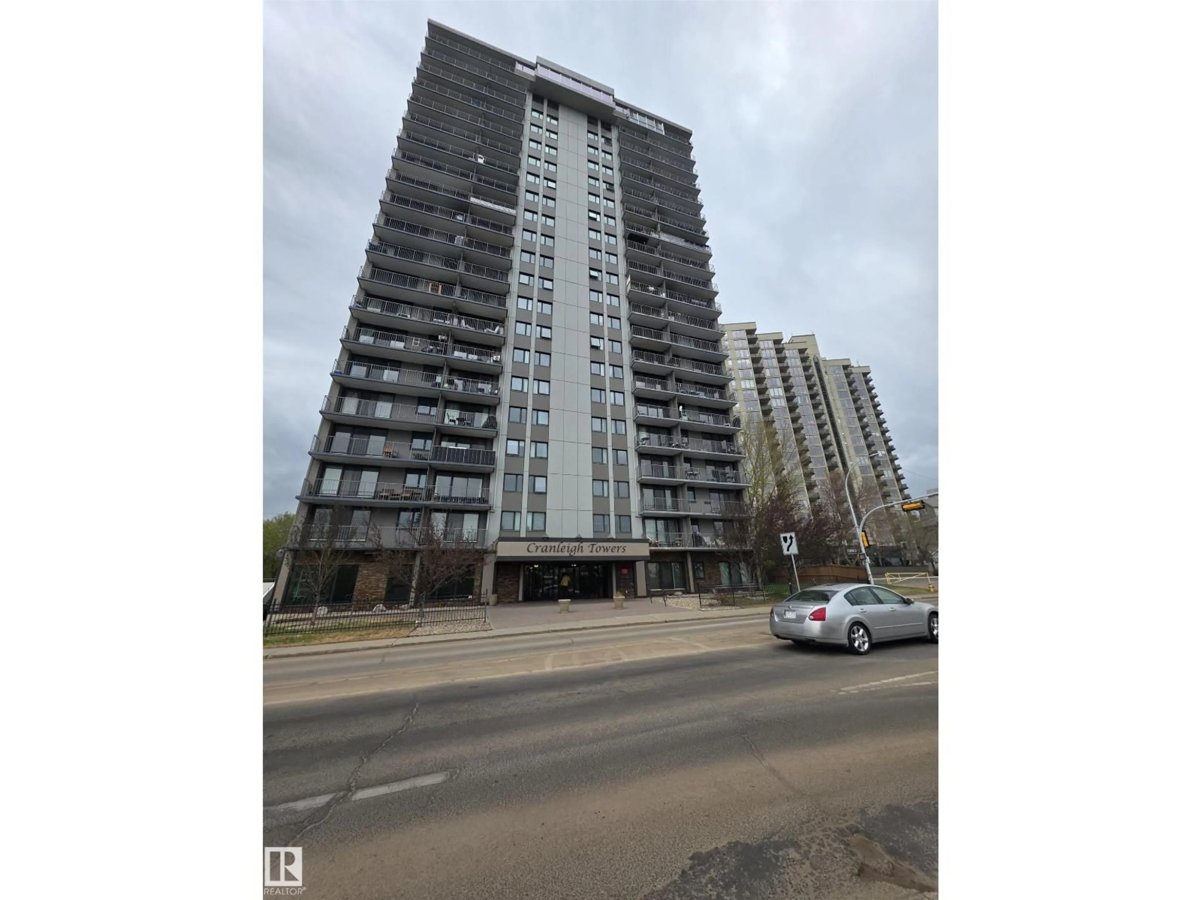 Blurry image for 1201 SASKATCHEWAN DR, Edmonton Alberta T6E4Y9