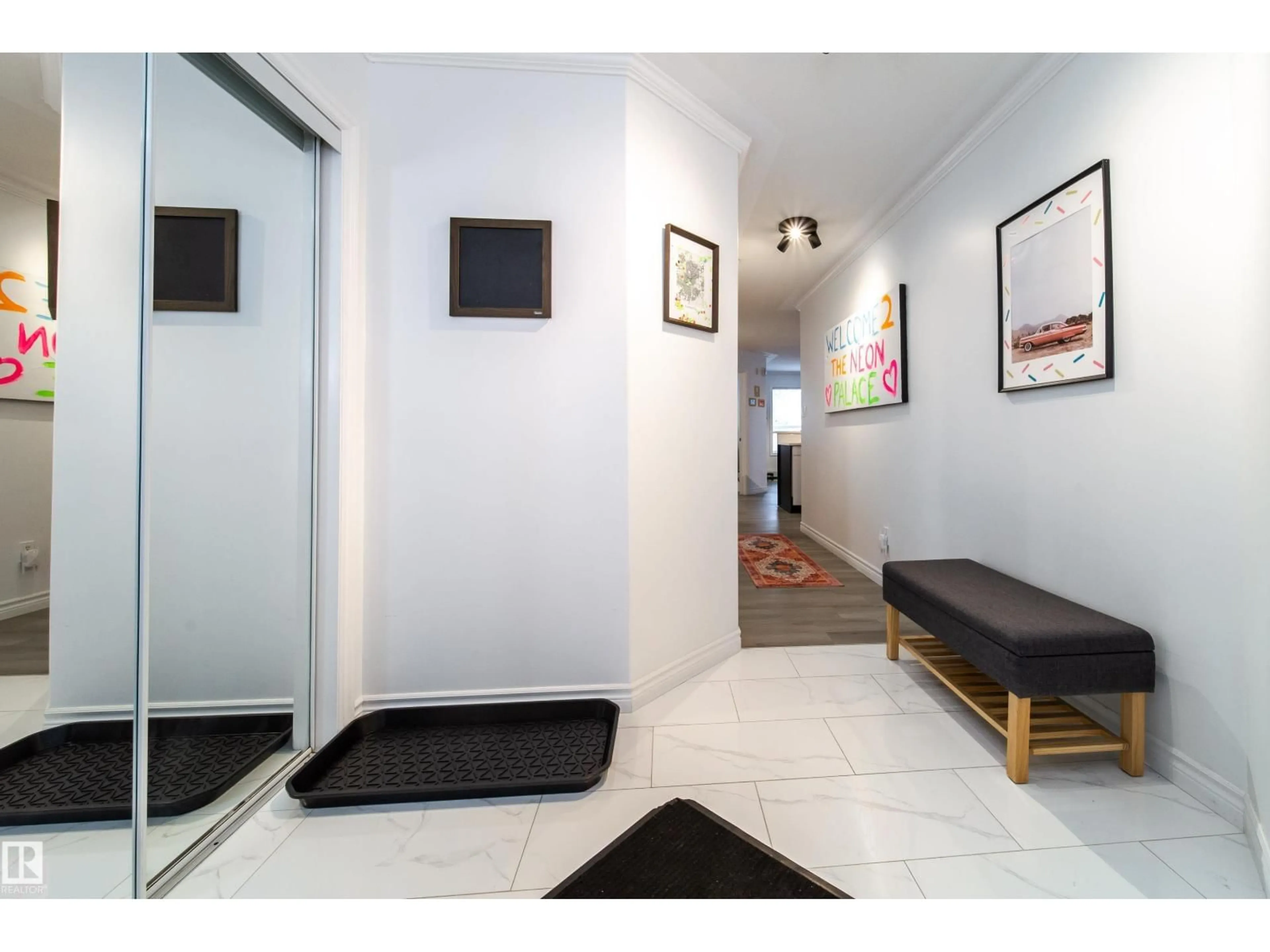 Indoor foyer for #303 - 9938 104 ST NW, Edmonton Alberta T5K2X7