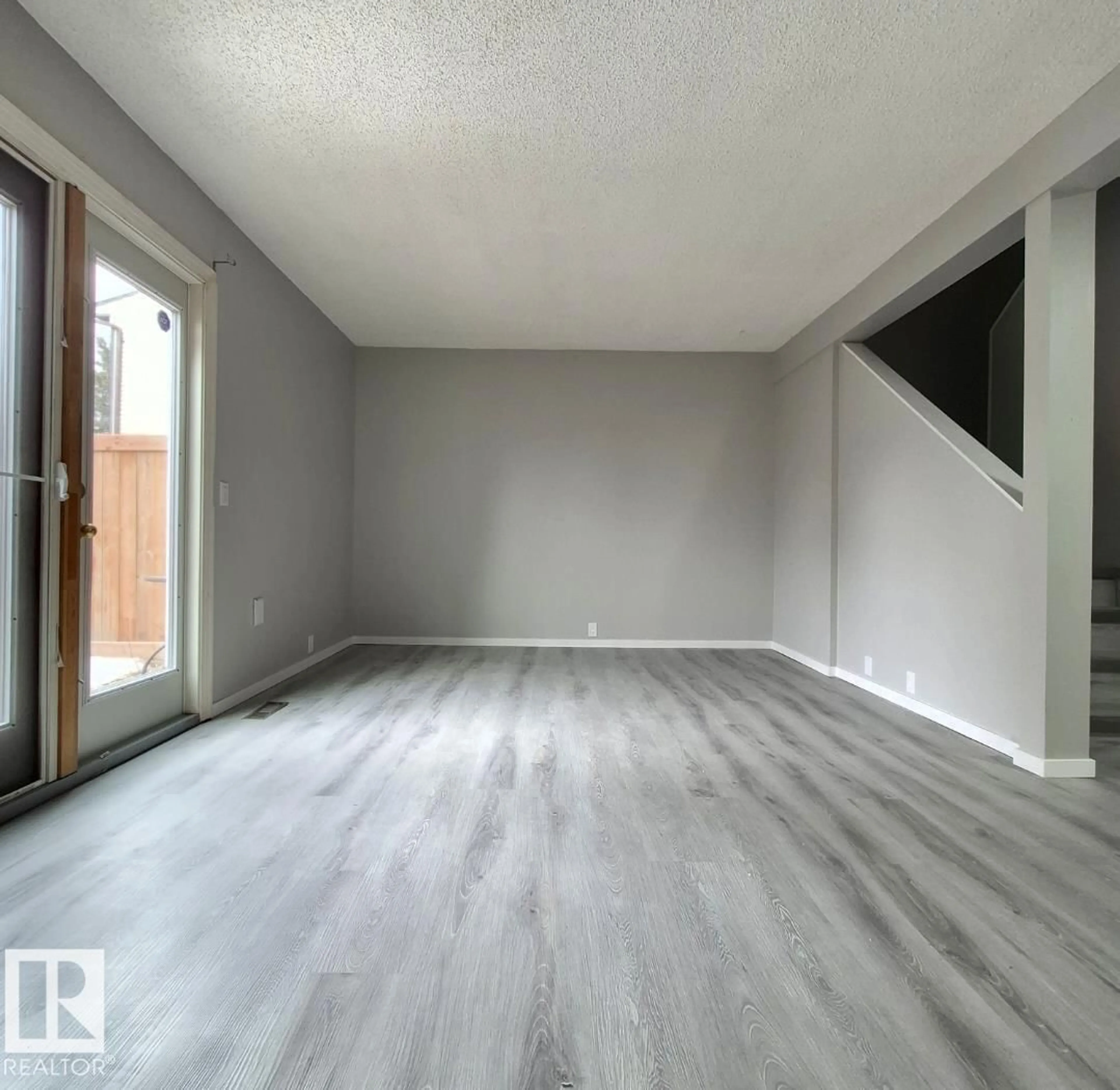 A pic of a room for NW - 1312 LAKEWOOD RD, Edmonton Alberta T6K3P2