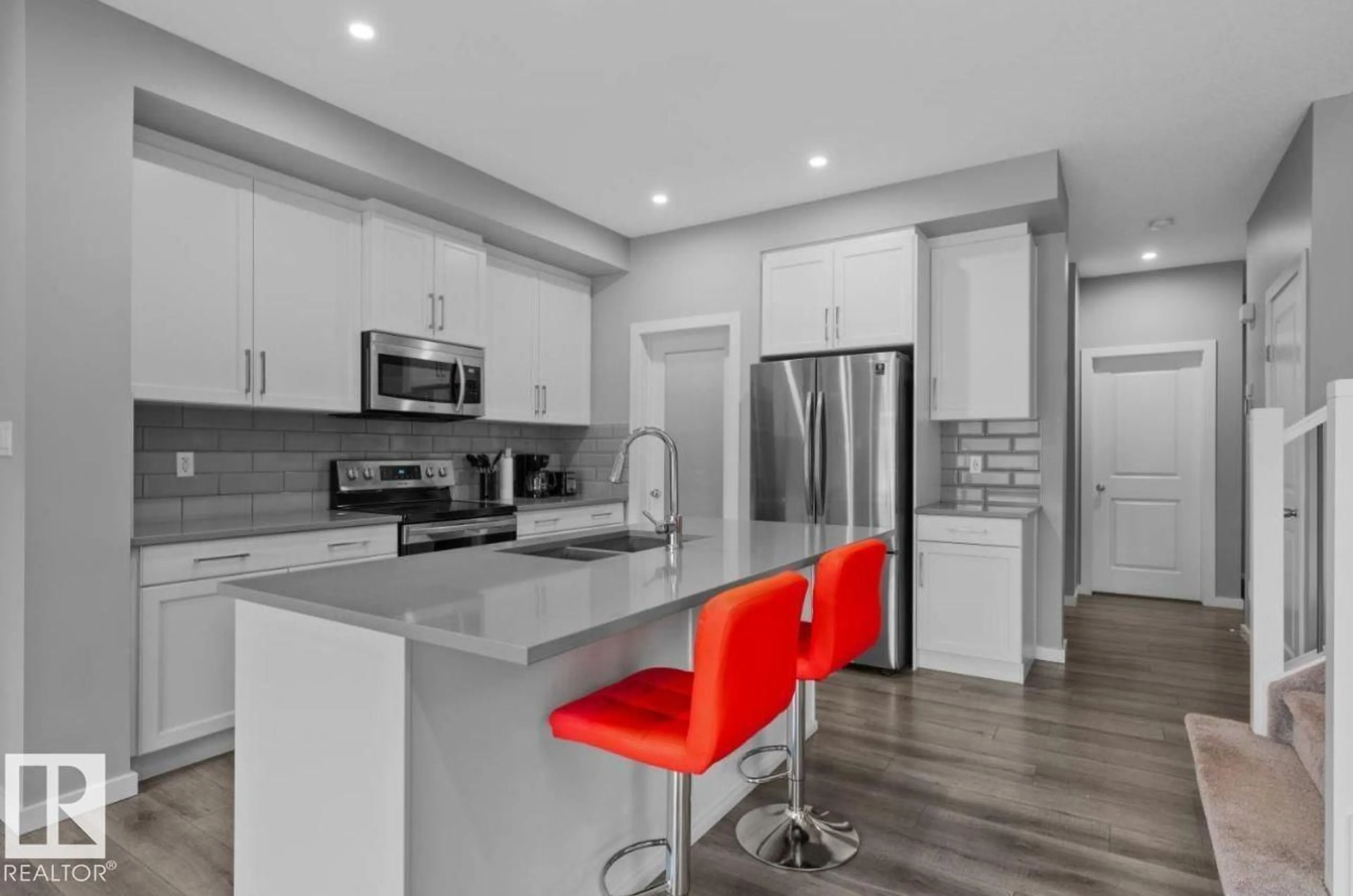 Open concept kitchen, unknown for 243 39 AV, Edmonton Alberta T6T2K2