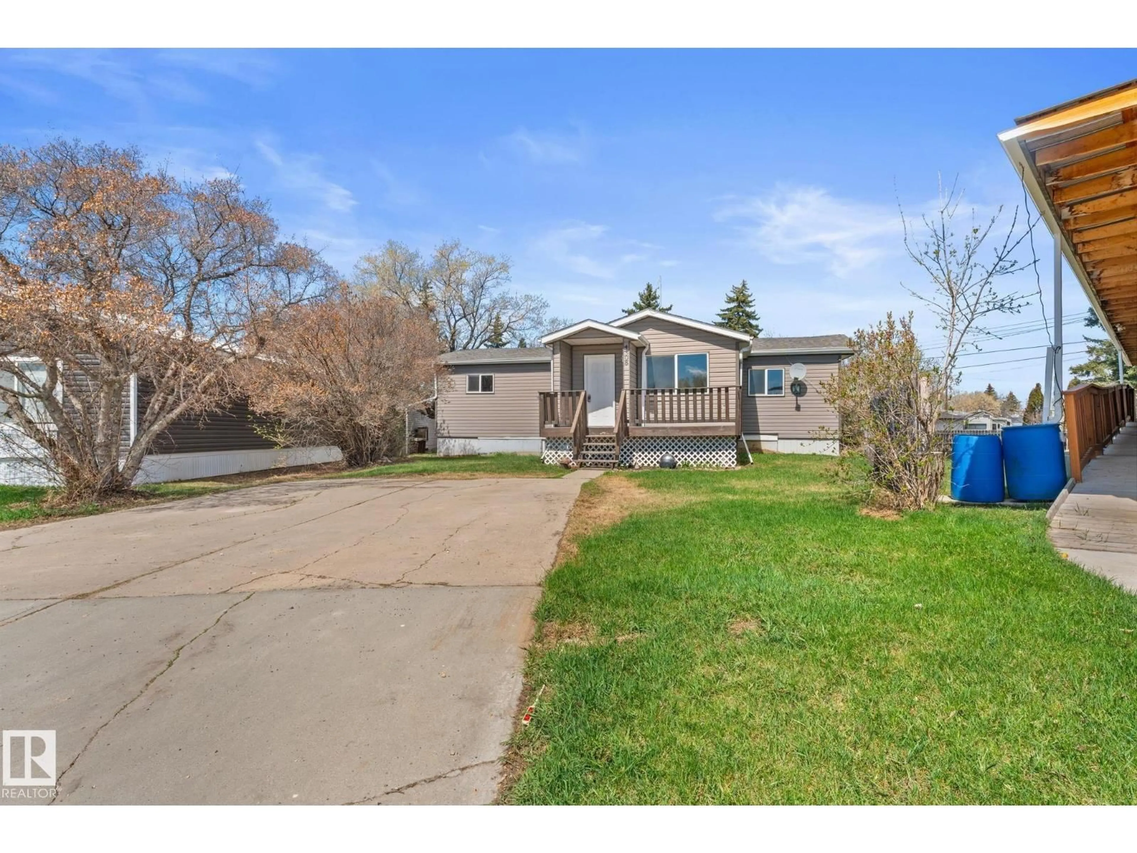 Unknown for 4508 50A AV, Barrhead Alberta T7N1J3