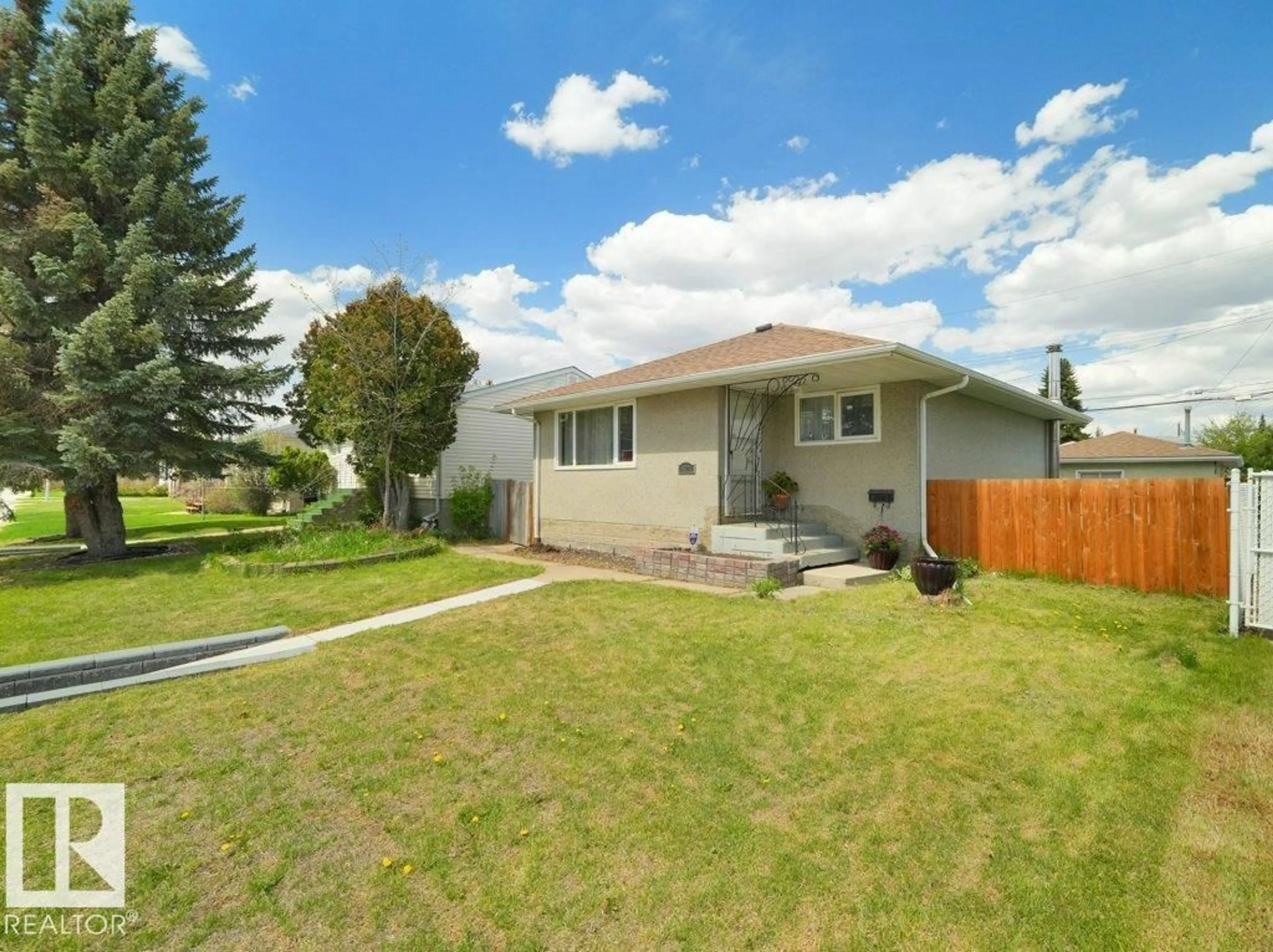 A pic from outside/outdoor area/front of a property/back of a property/a pic from drone, street for 6324 132 AV, Edmonton Alberta T5A0J7