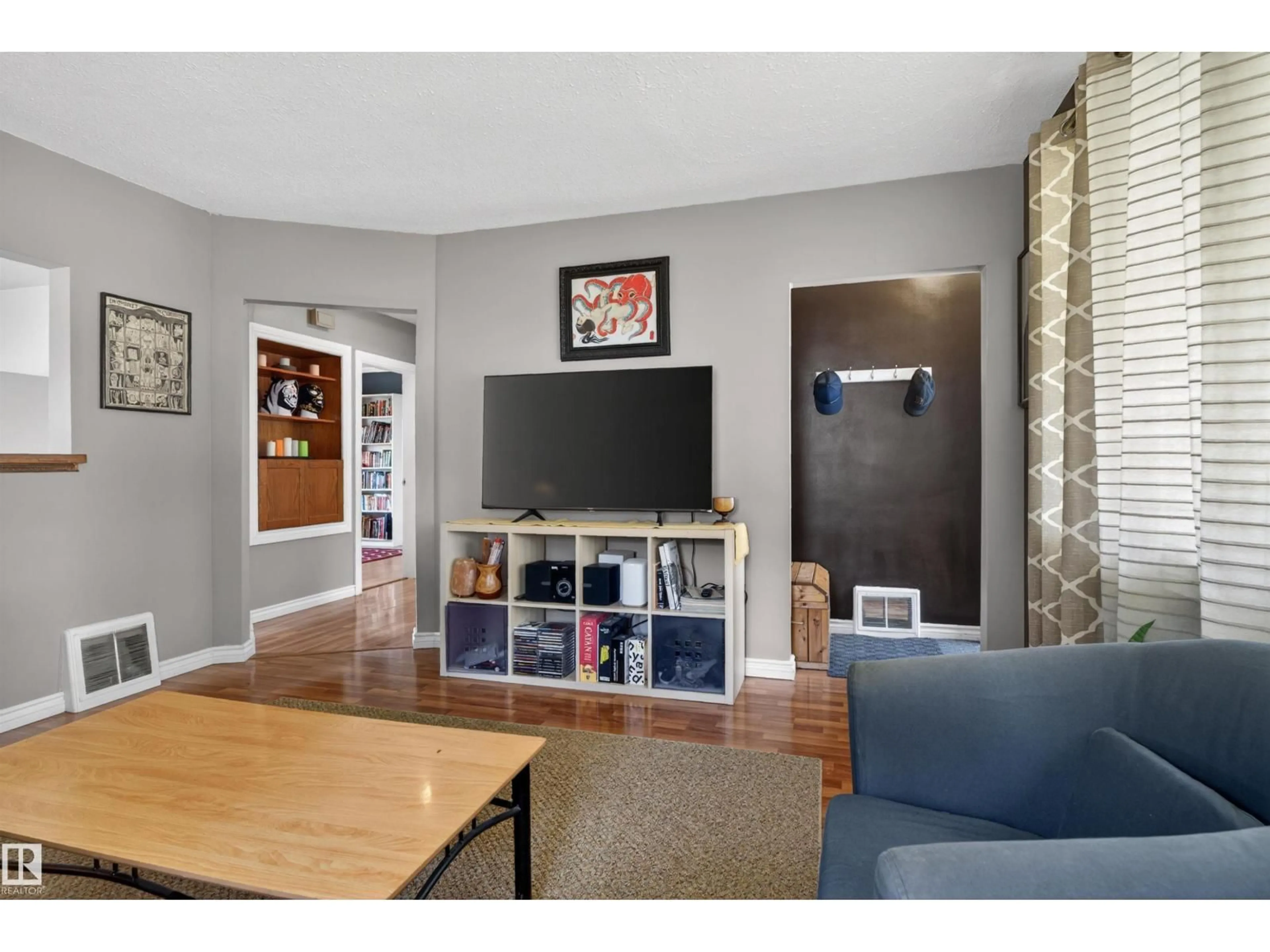 Unknown for 12040 76 ST, Edmonton Alberta T5B2C8