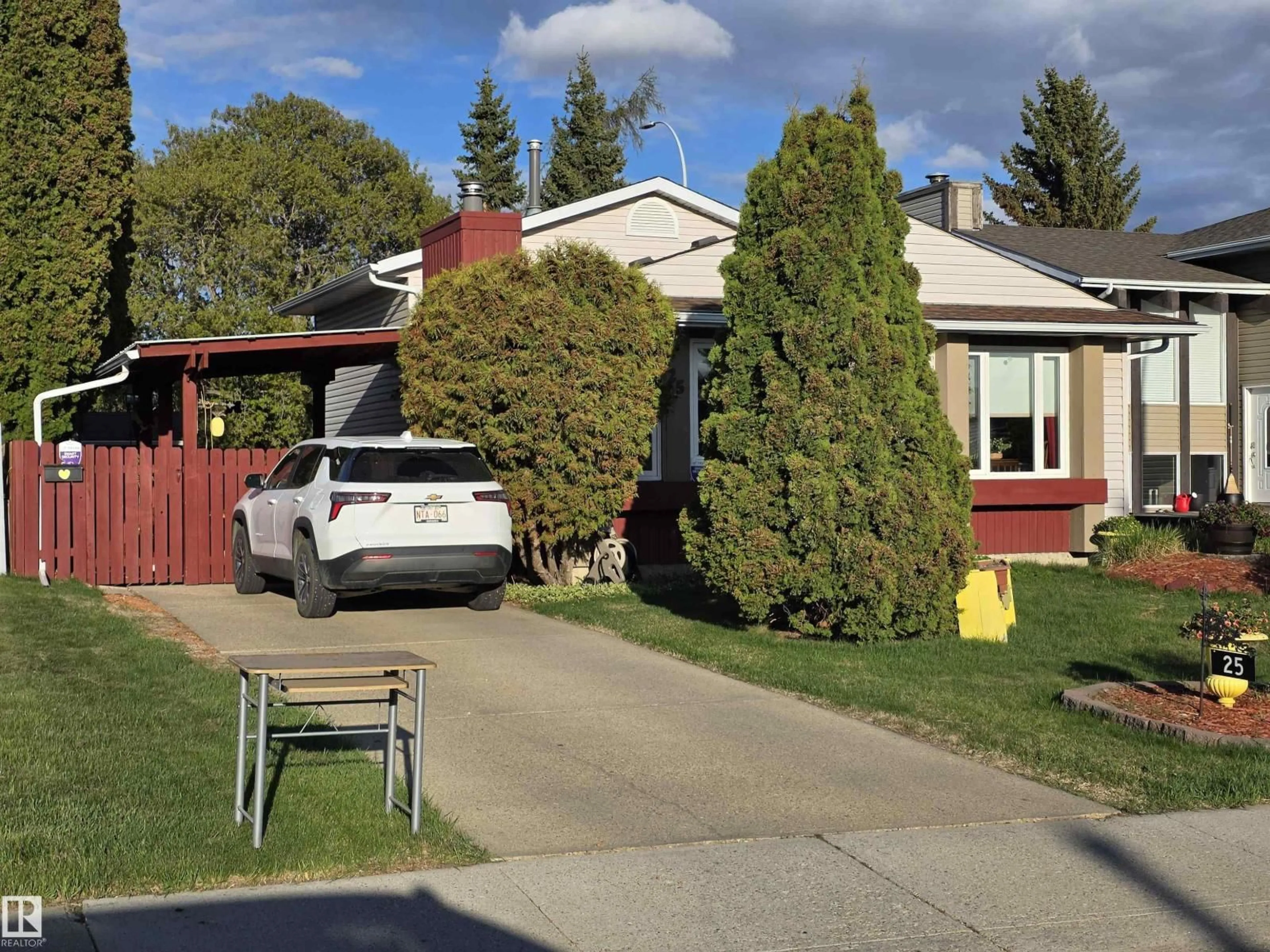 Unknown for 25 MCNABB CR, Stony Plain Alberta T7Z1G8