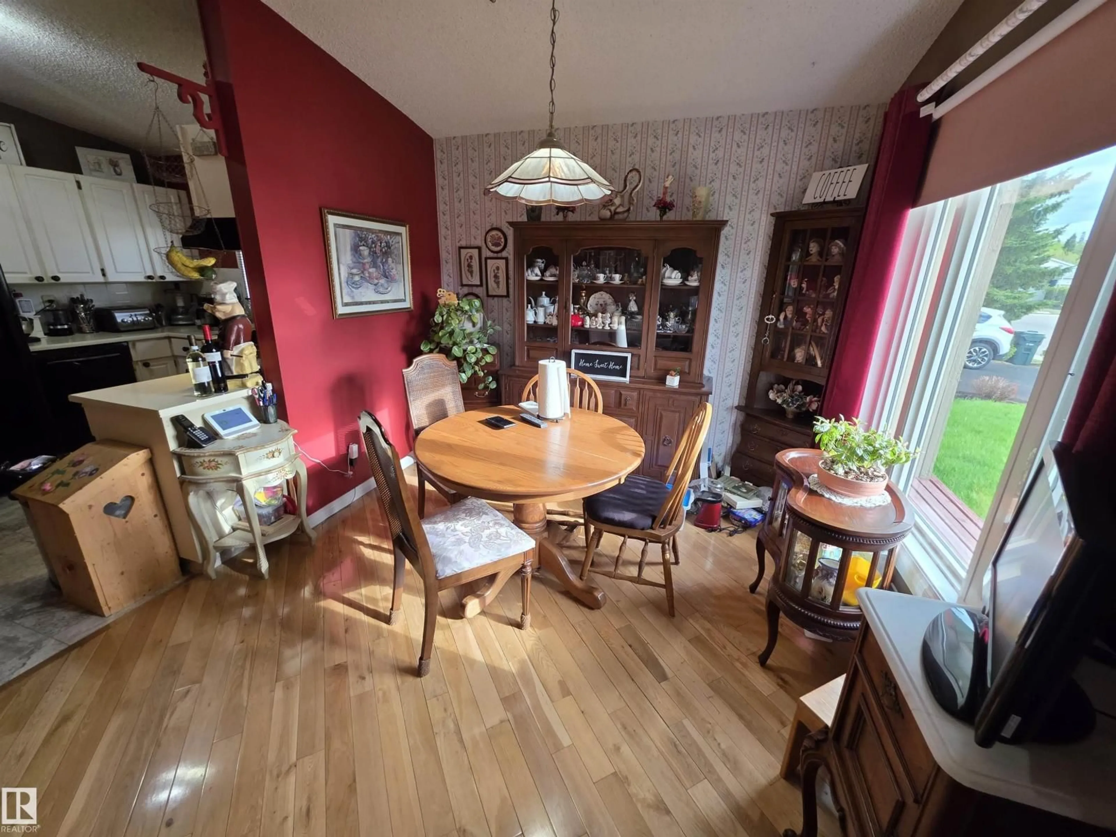 Dining room, unknown for 25 MCNABB CR, Stony Plain Alberta T7Z1G8