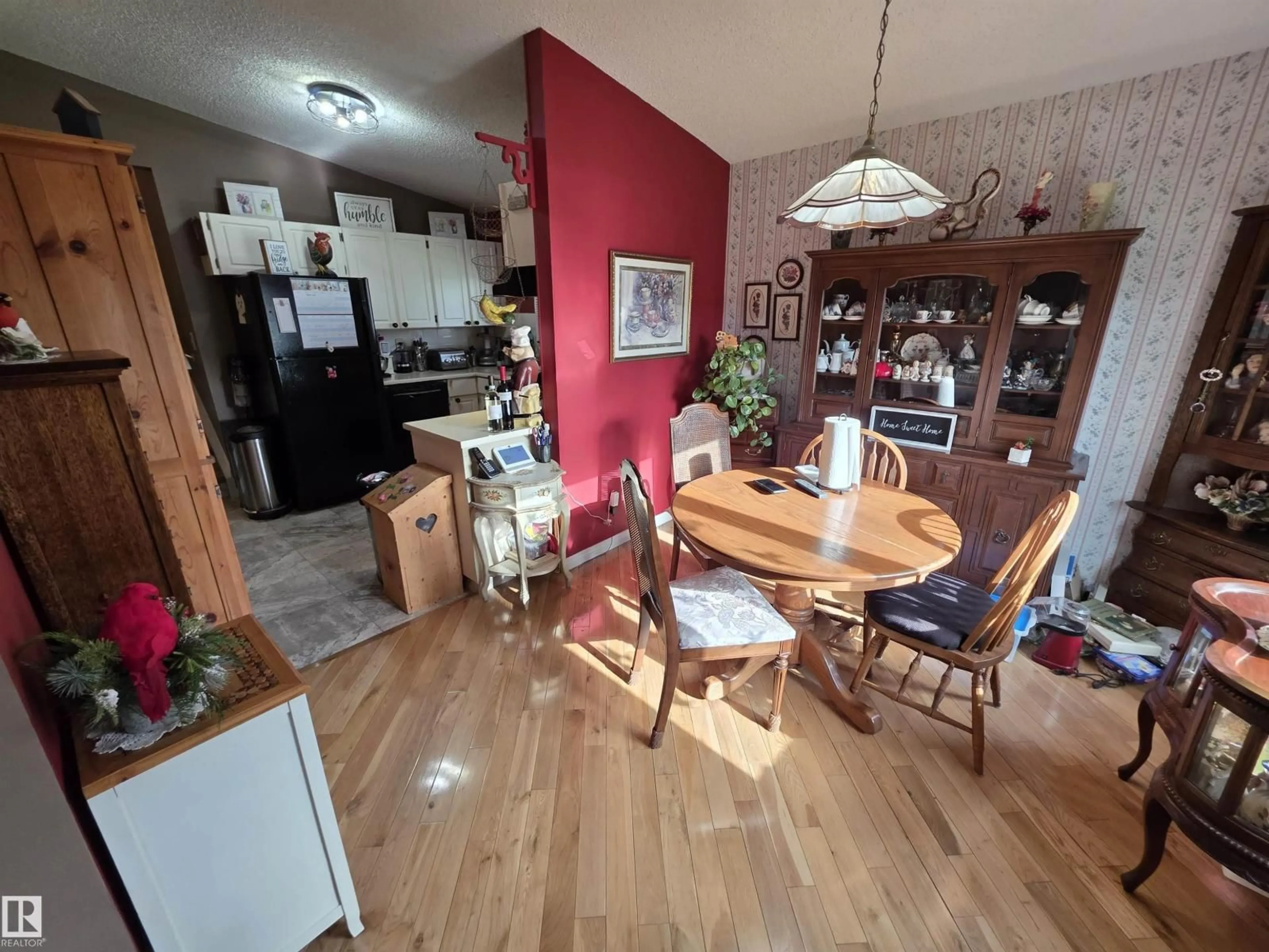 Dining room, unknown for 25 MCNABB CR, Stony Plain Alberta T7Z1G8
