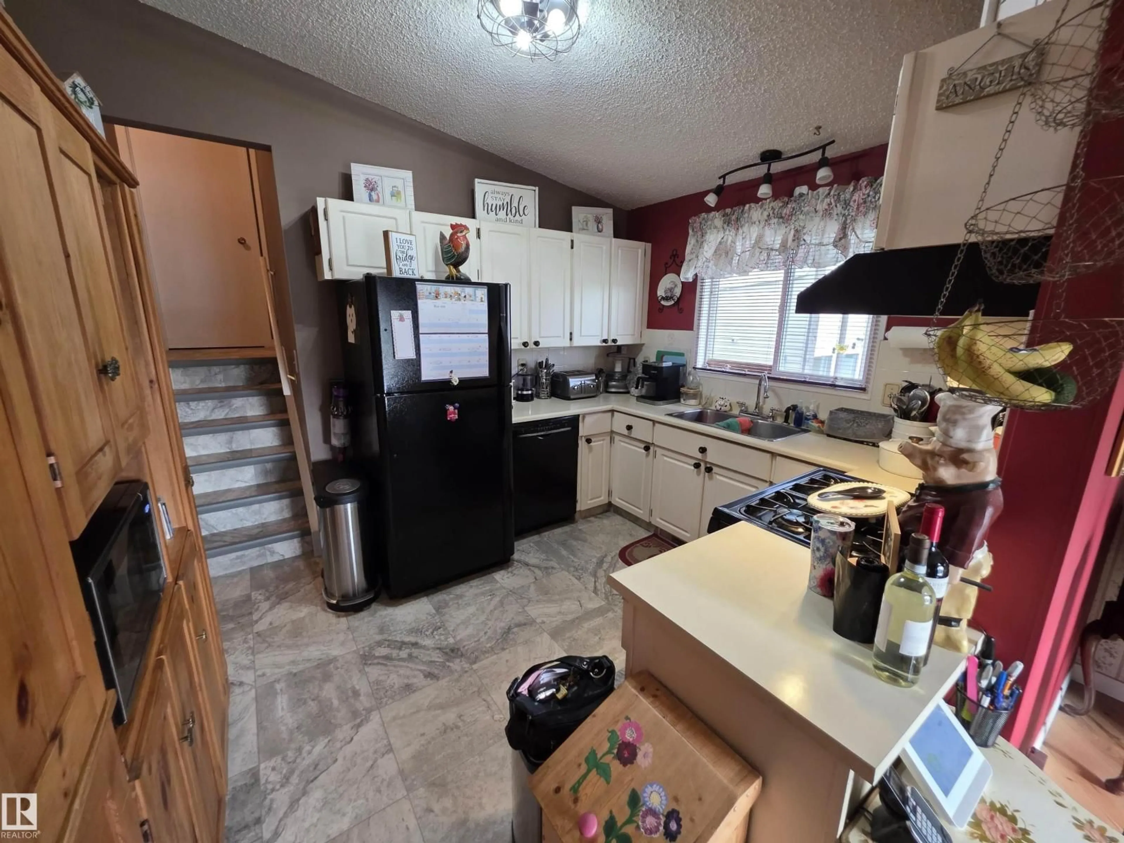 Unknown for 25 MCNABB CR, Stony Plain Alberta T7Z1G8