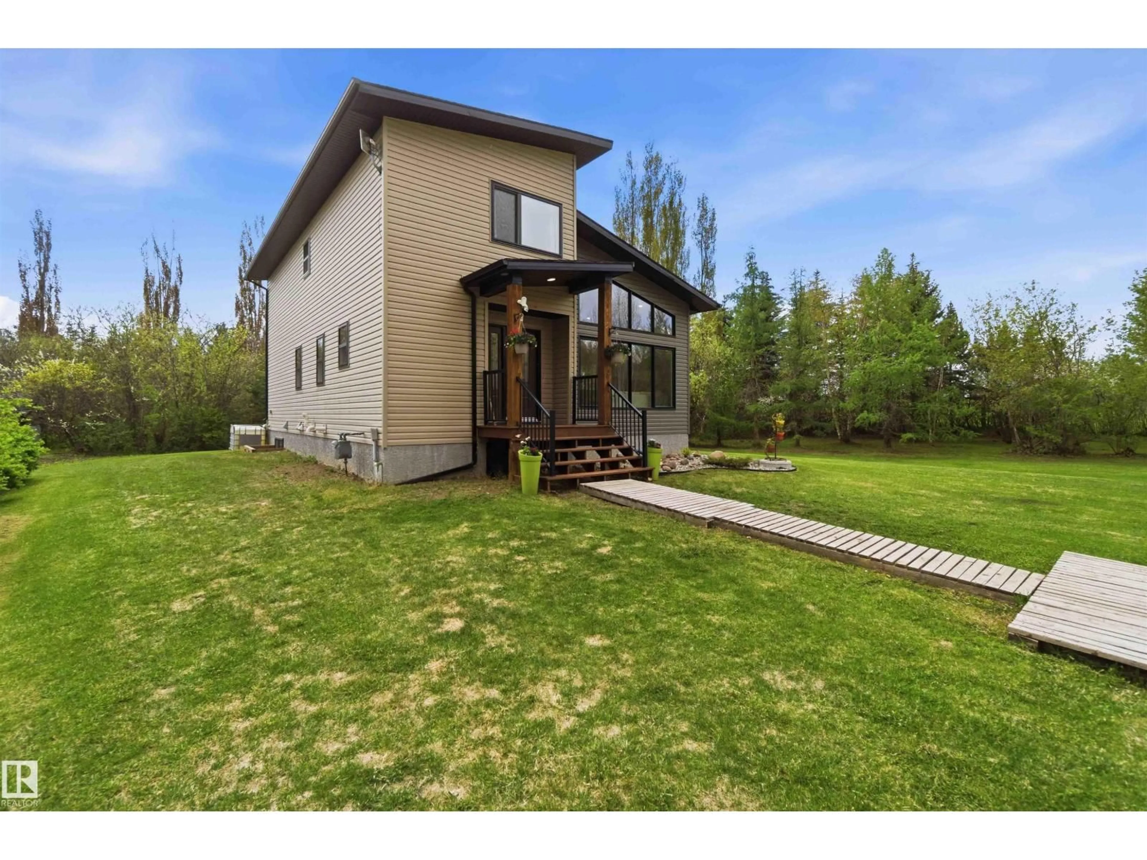 Unknown for #11 - 2011 TWP ROAD 510, Rural Parkland County Alberta T7Y2N4