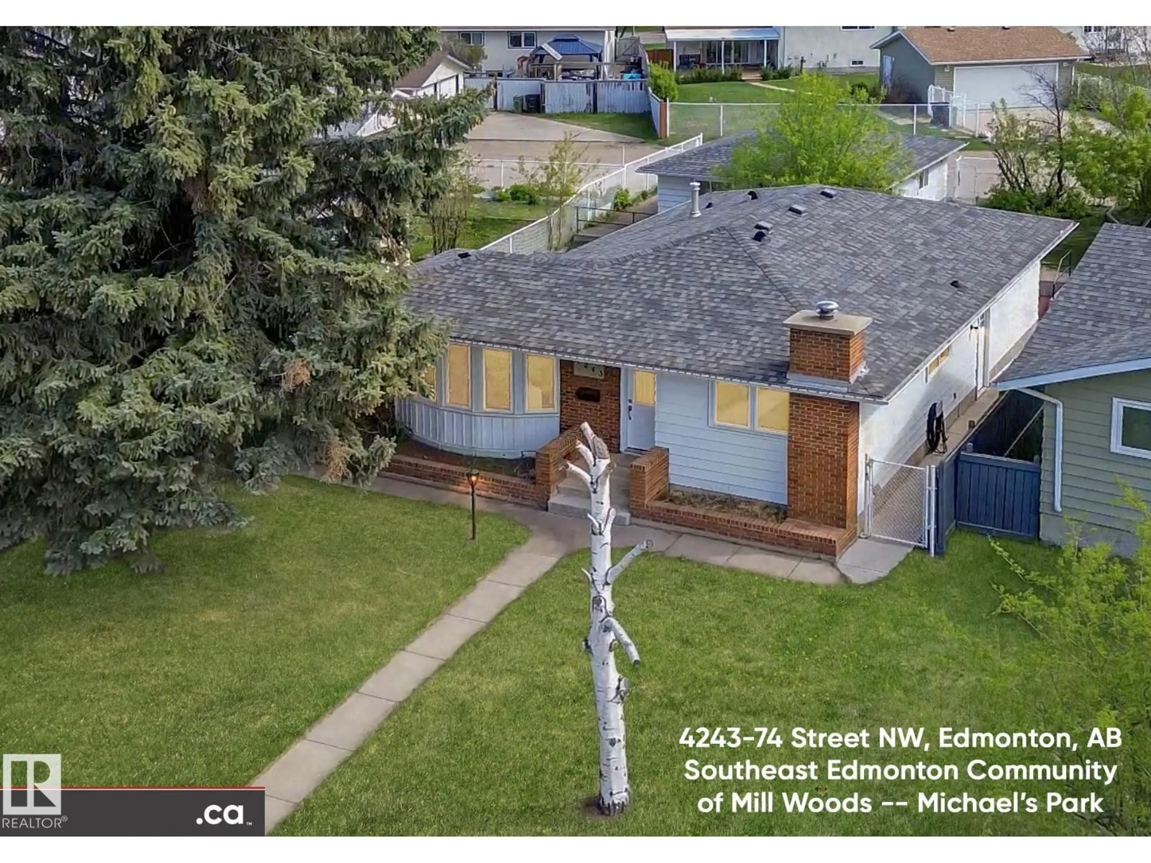 A pic from outside/outdoor area/front of a property/back of a property/a pic from drone, street for 4243 74 ST, Edmonton Alberta T6K0W1