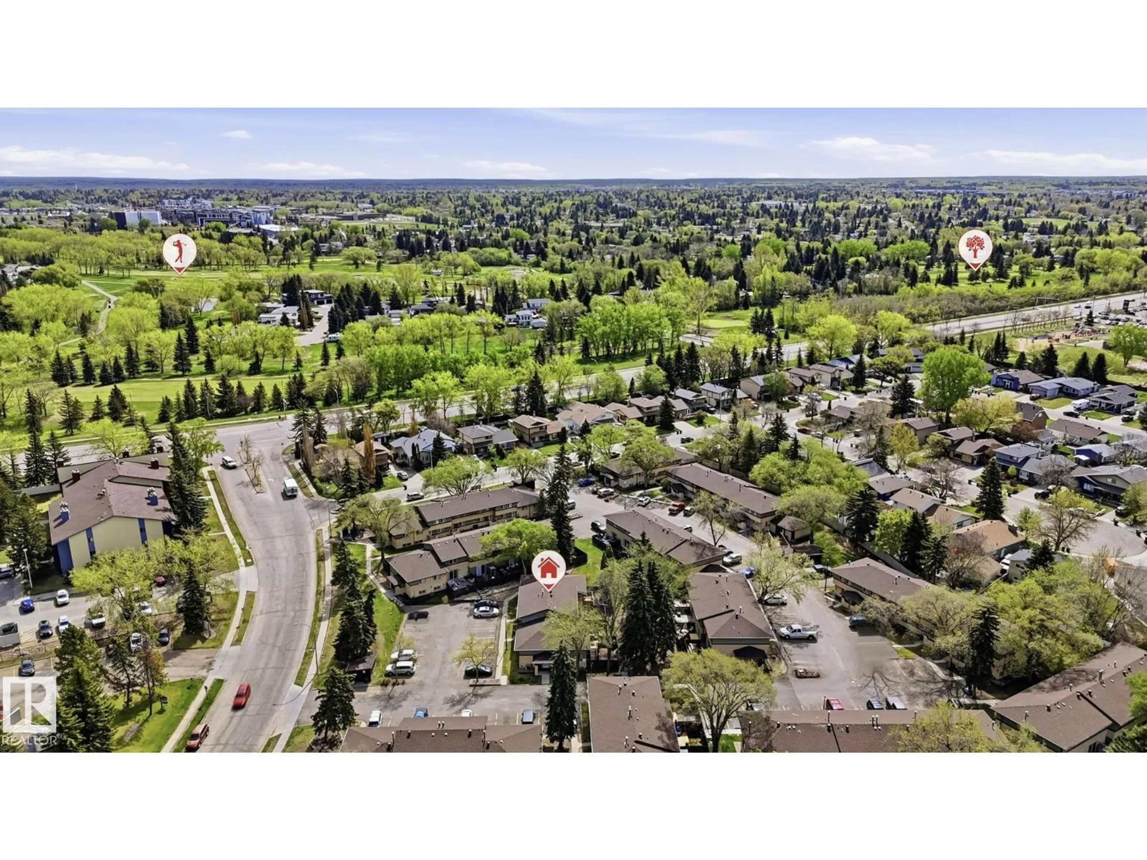 A pic from outside/outdoor area/front of a property/back of a property/a pic from drone, unknown for 210 WOODBRIDGE WY, Sherwood Park Alberta T8A3Y3