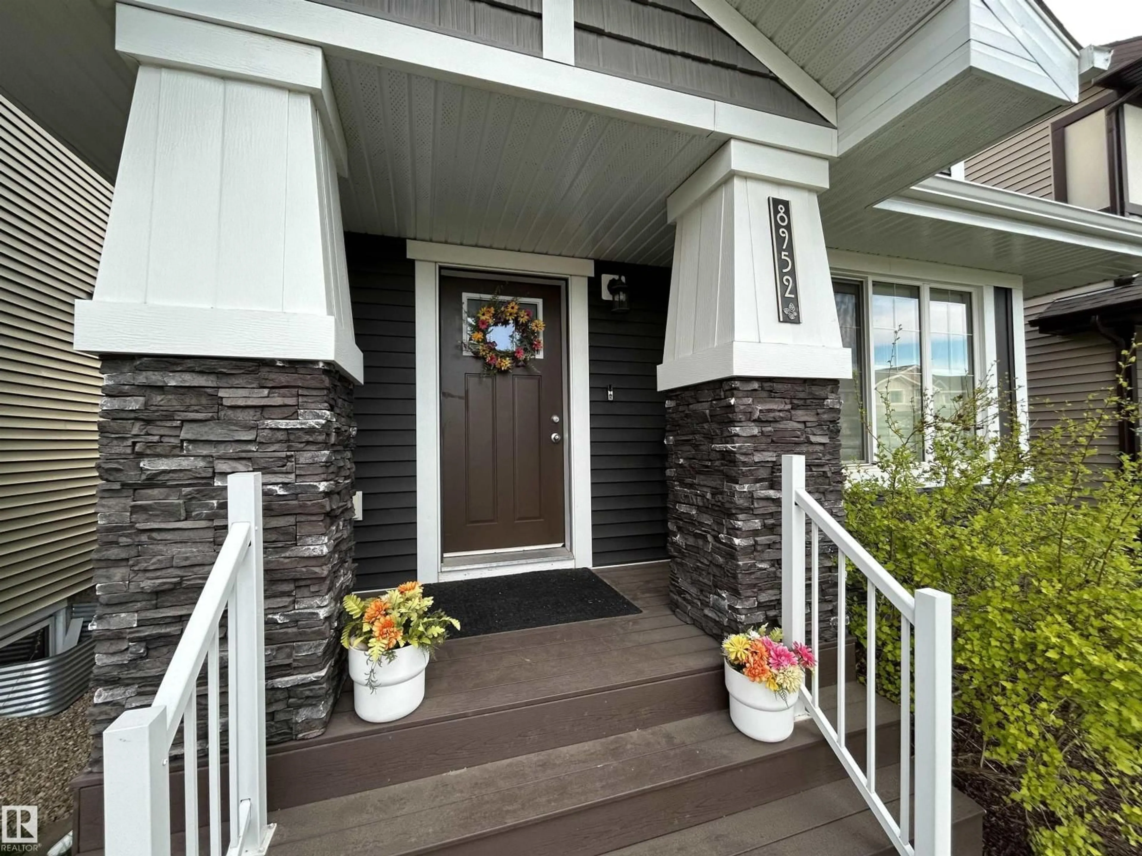Indoor entryway for NW - 8952 218 ST, Edmonton Alberta T5T4R8
