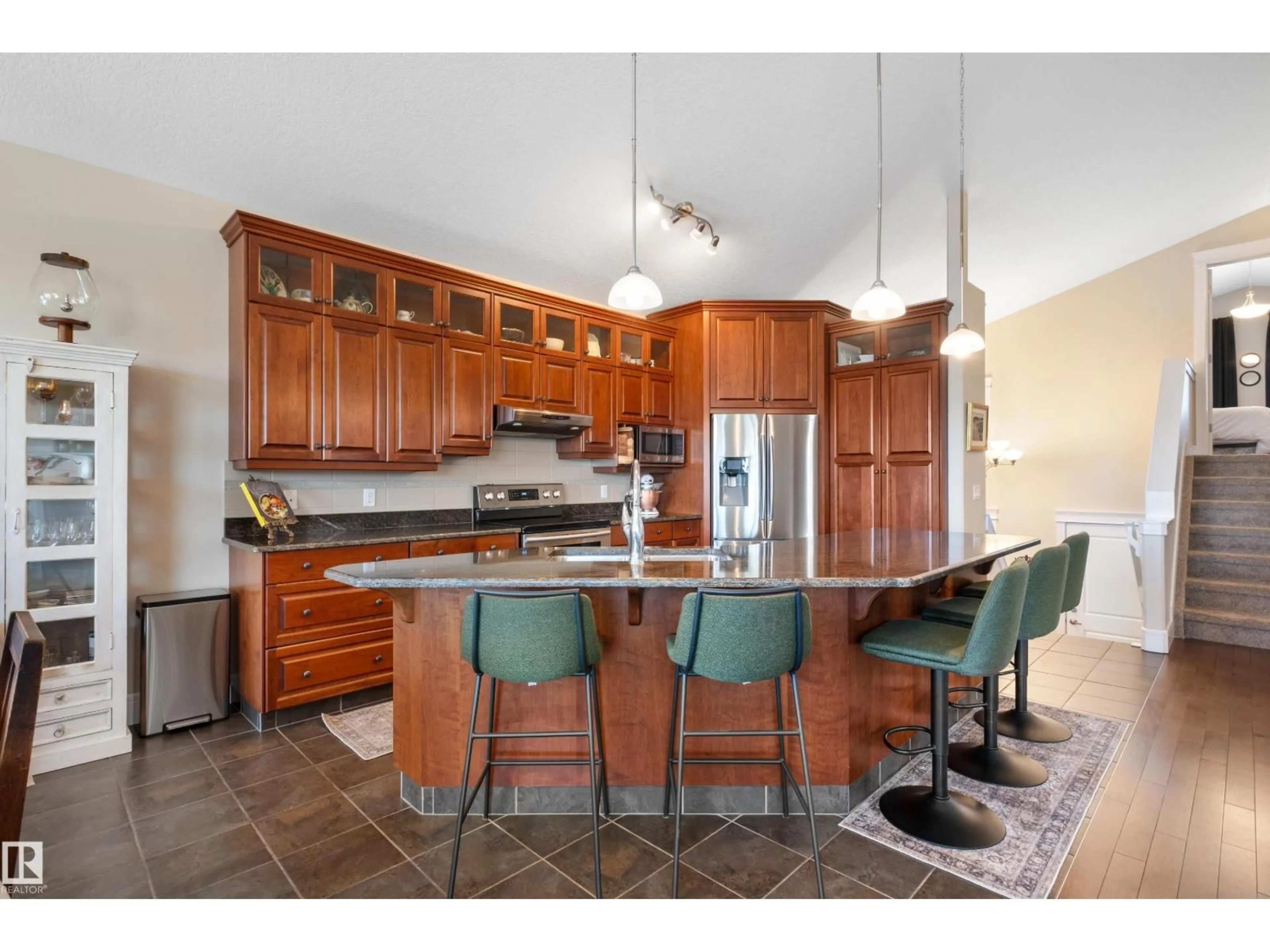 Open concept kitchen, unknown for 65 LAKEWOOD BV, Beaumont Alberta T4X0B5