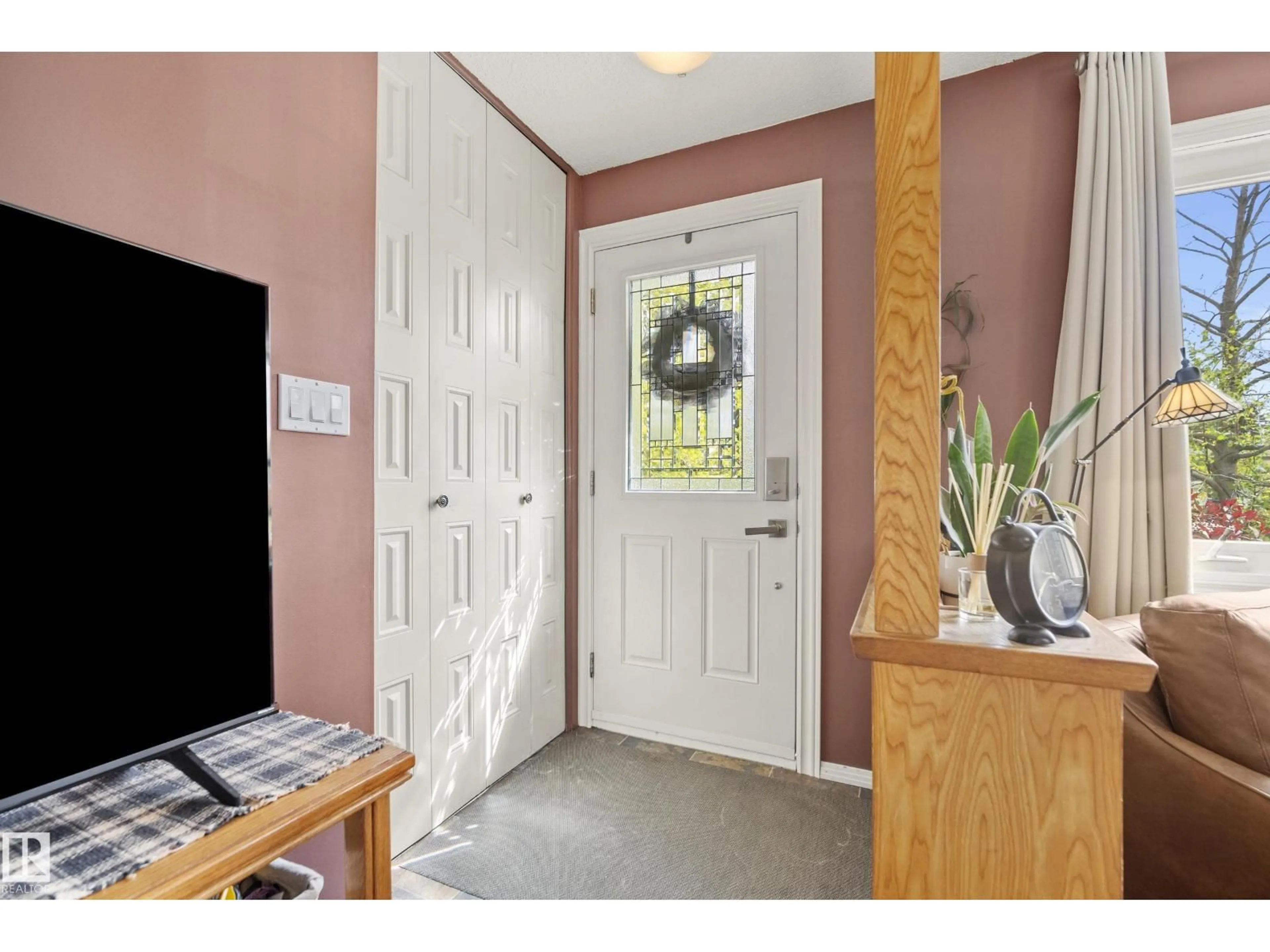 Indoor entryway for NW - 8804 136 AV, Edmonton Alberta T5E1V4