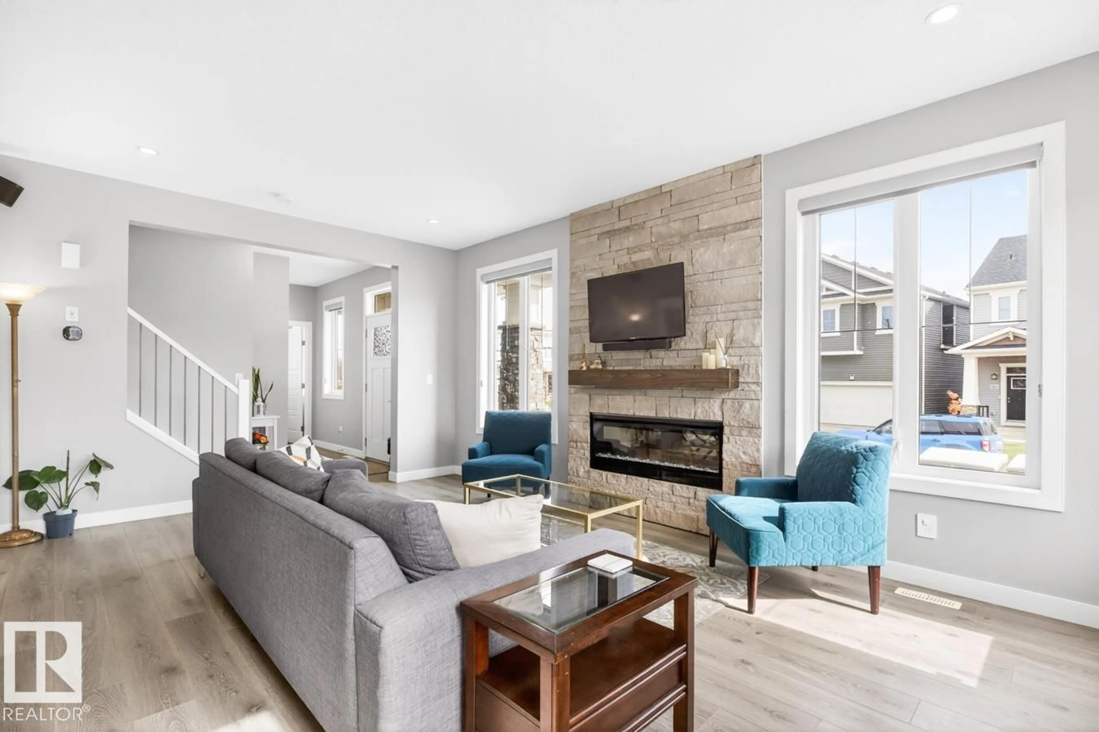 Living room with furniture, unknown for 20023 17A AV, Edmonton Alberta T6M0Y2