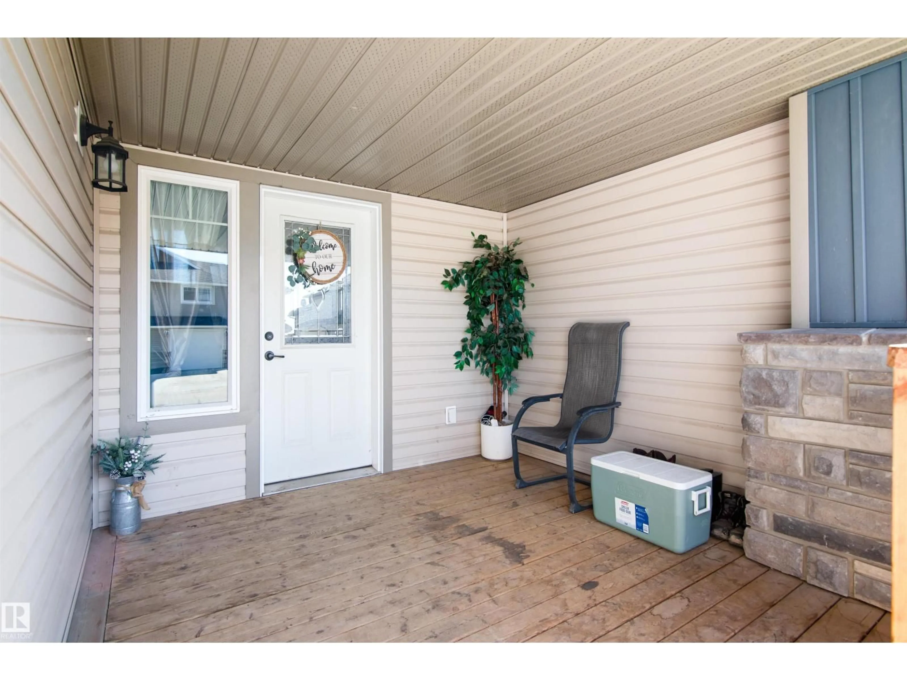 Indoor entryway for 3731 44 AV, Bonnyville Town Alberta T9N0A9