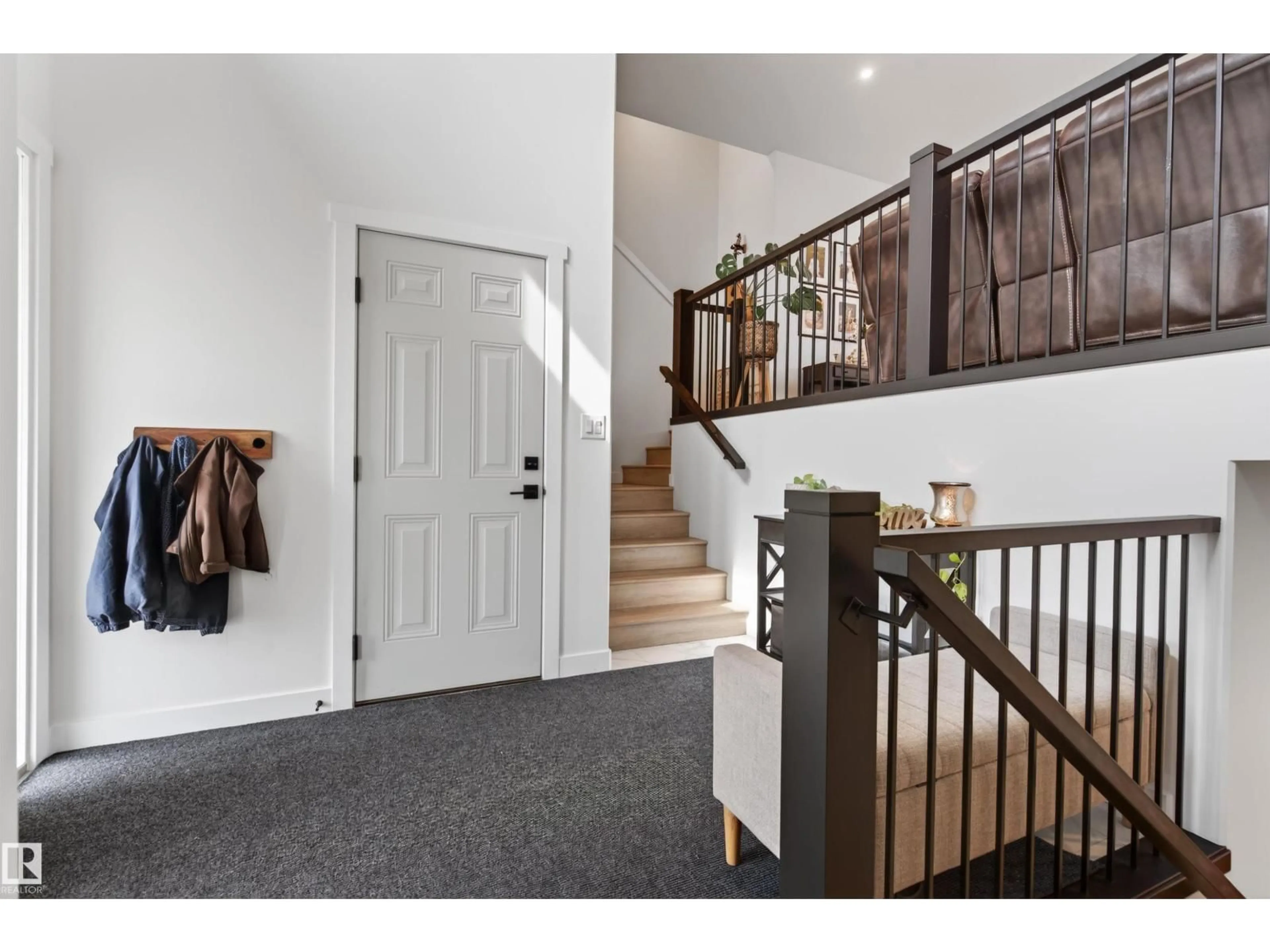 Indoor entryway for 318 WATERTON WY, Cold Lake Alberta T9M0L4