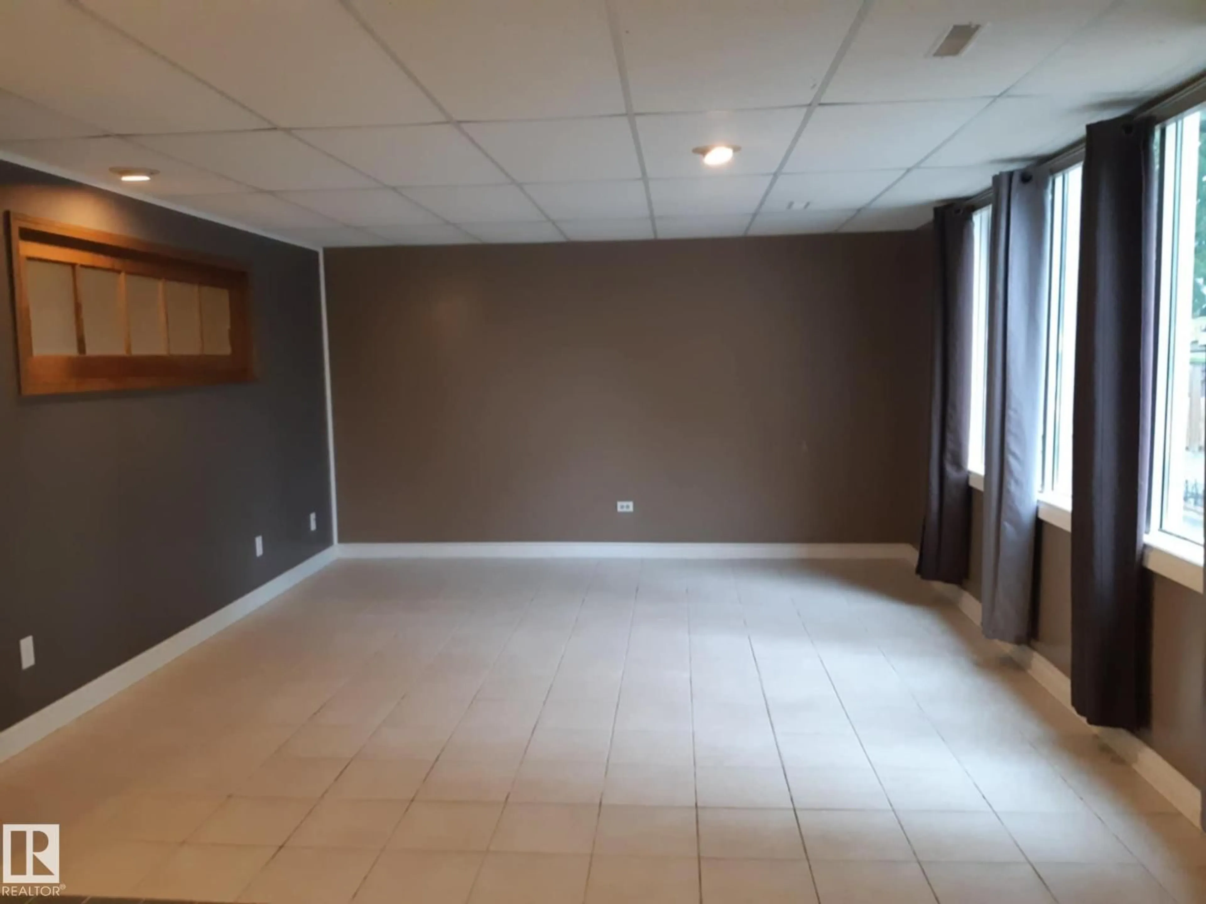 A pic of a room for 3809 112 AV, Edmonton Alberta T5W0M5