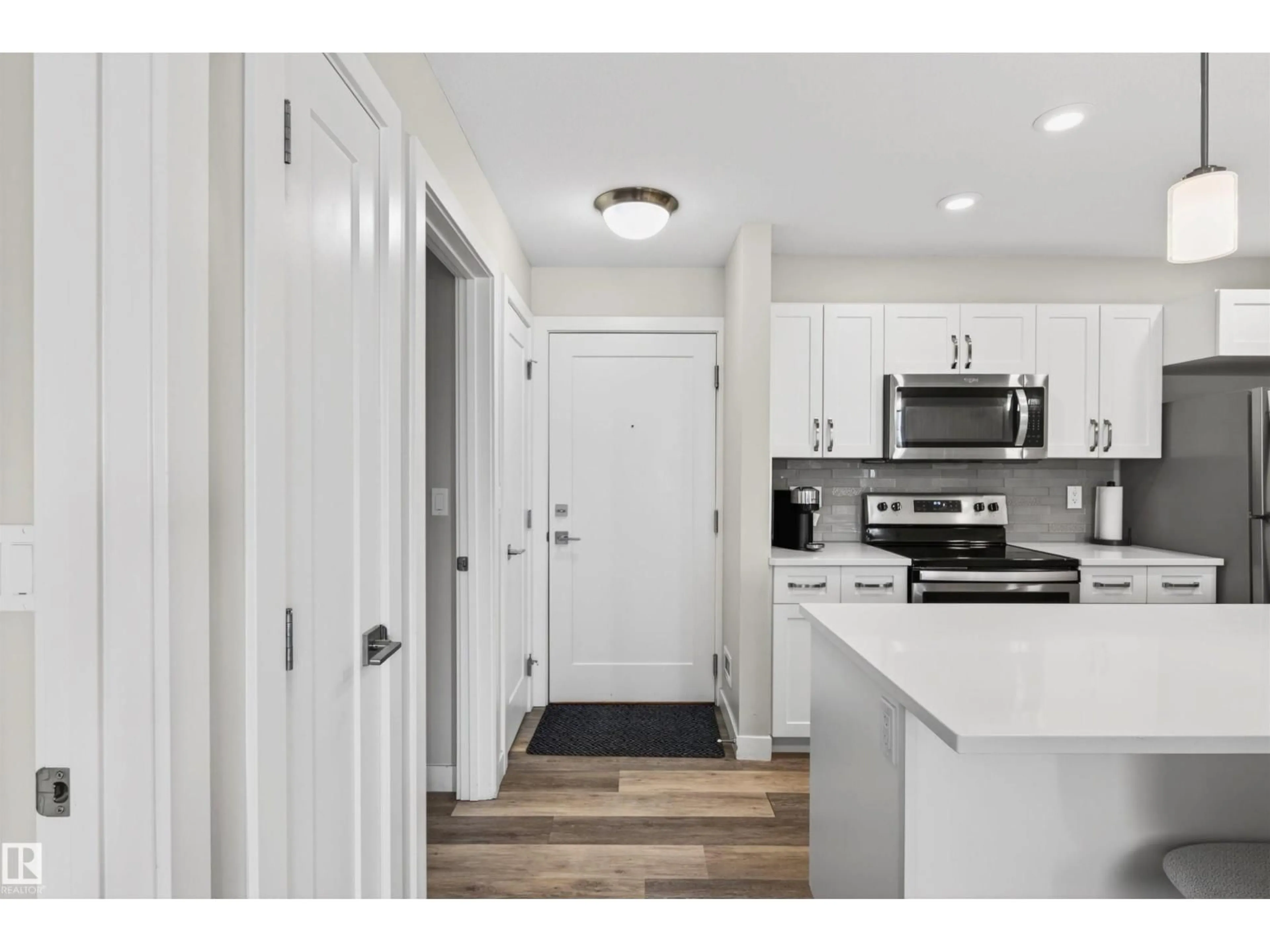 Unknown for 209 - 1029 173 STNW, Edmonton Alberta T6W3E4