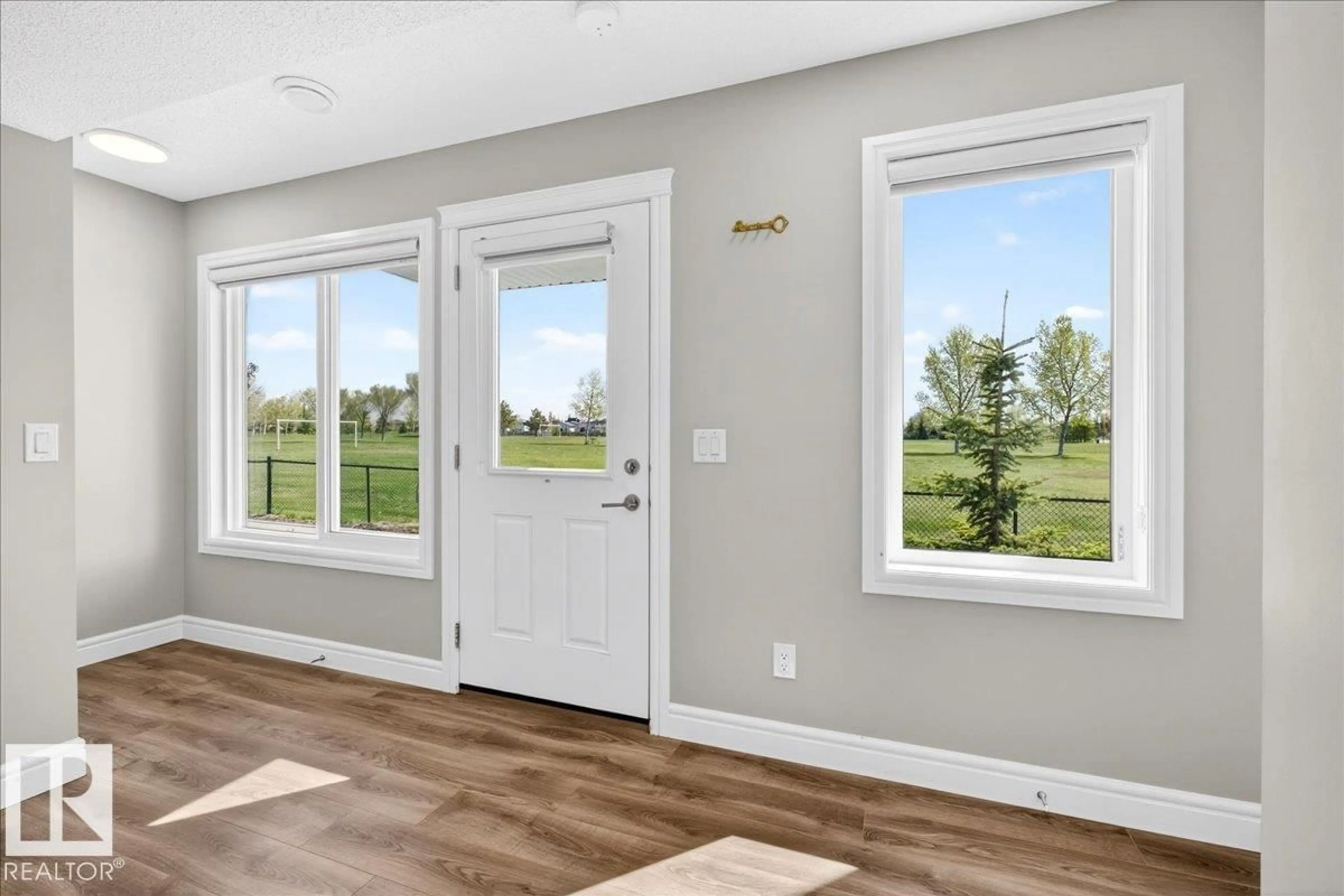 Indoor entryway for #63 - 16335 84 ST NW, Edmonton Alberta T5Z0S2