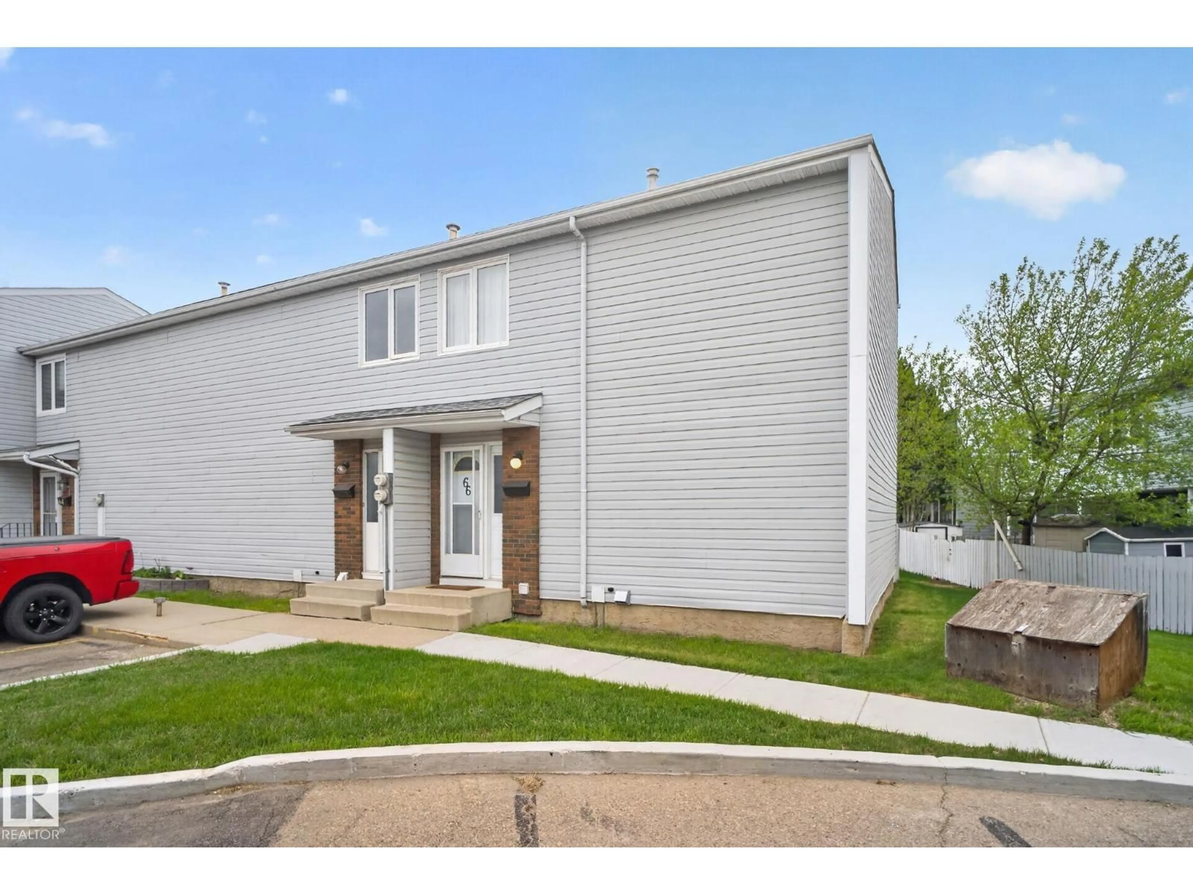 Unknown for 66 AMBERLY CT, Edmonton Alberta T5A2H9
