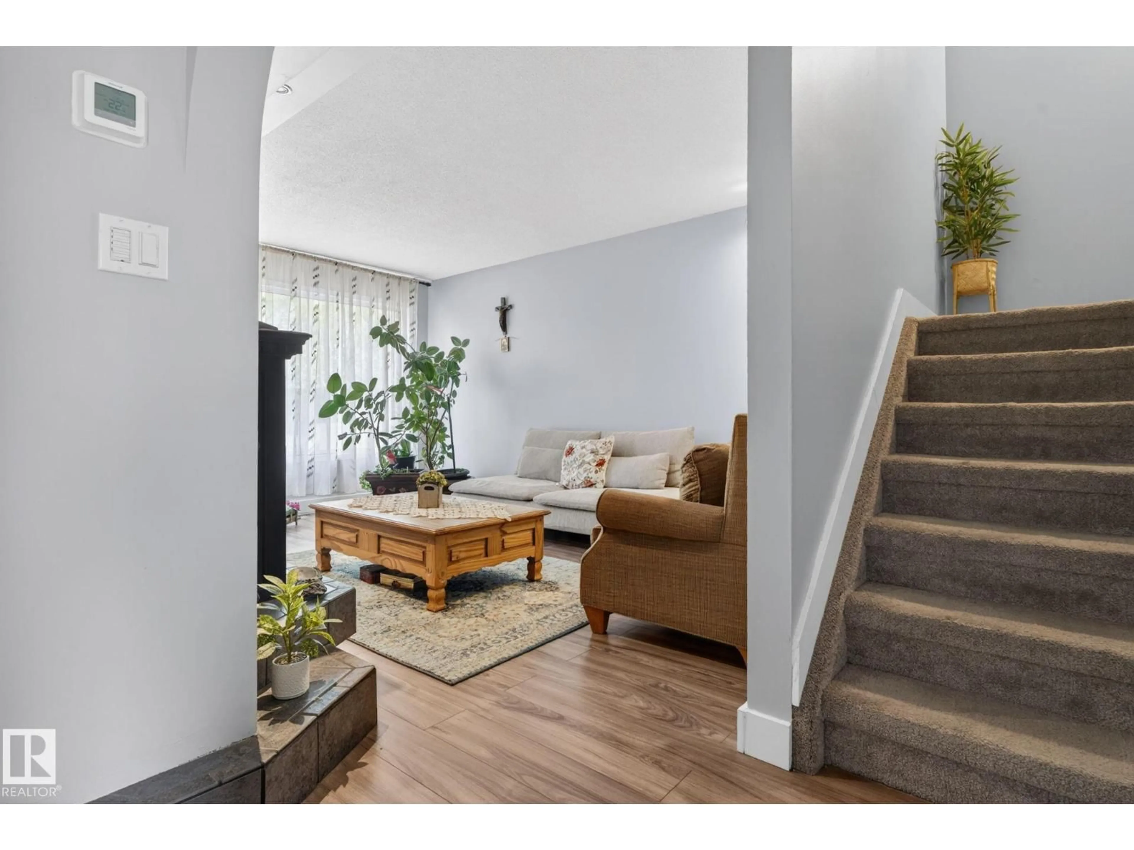 Unknown for 66 AMBERLY CT, Edmonton Alberta T5A2H9