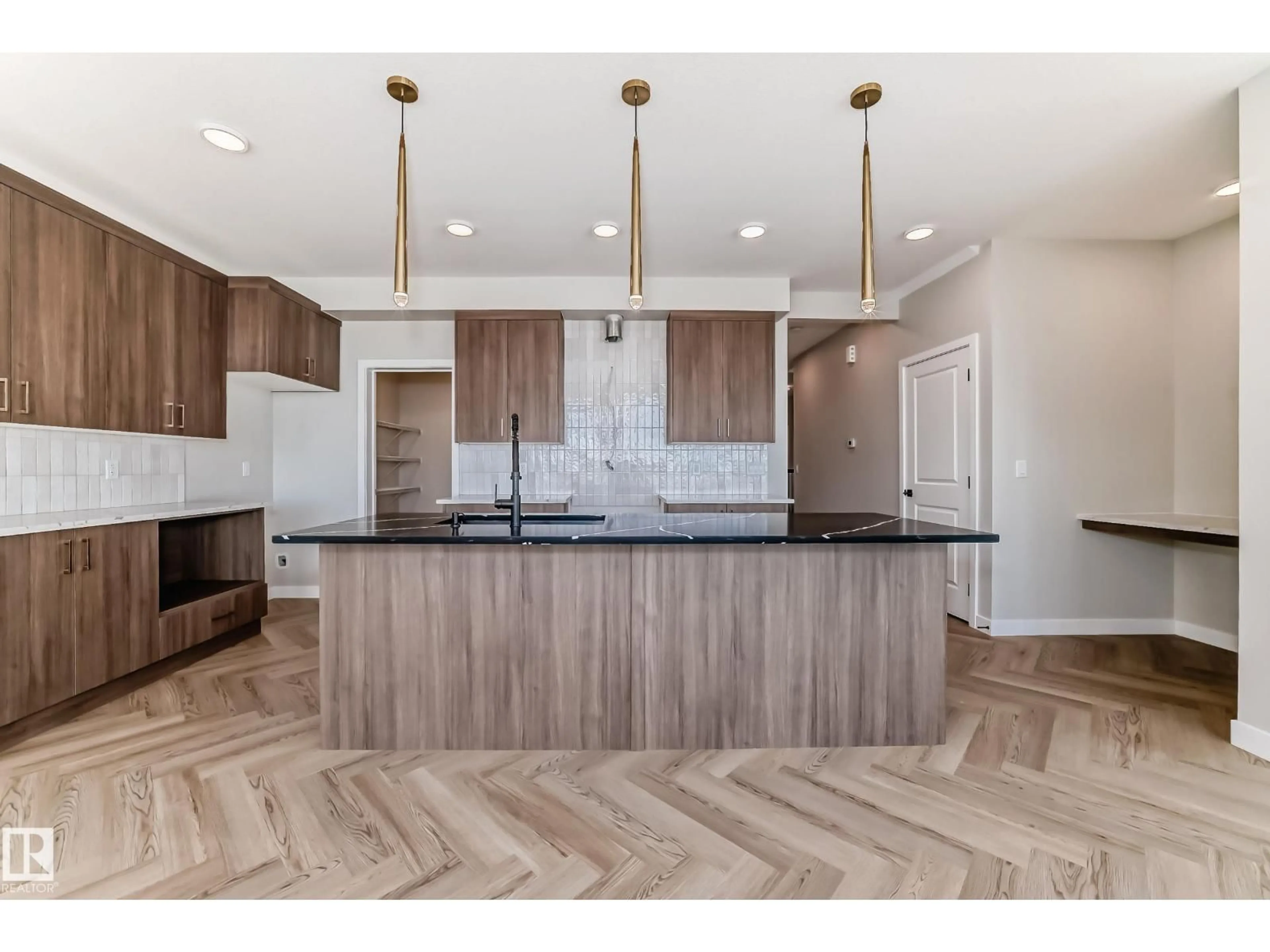 Open concept kitchen, unknown for 20612 43 AV, Edmonton Alberta T6M3E3