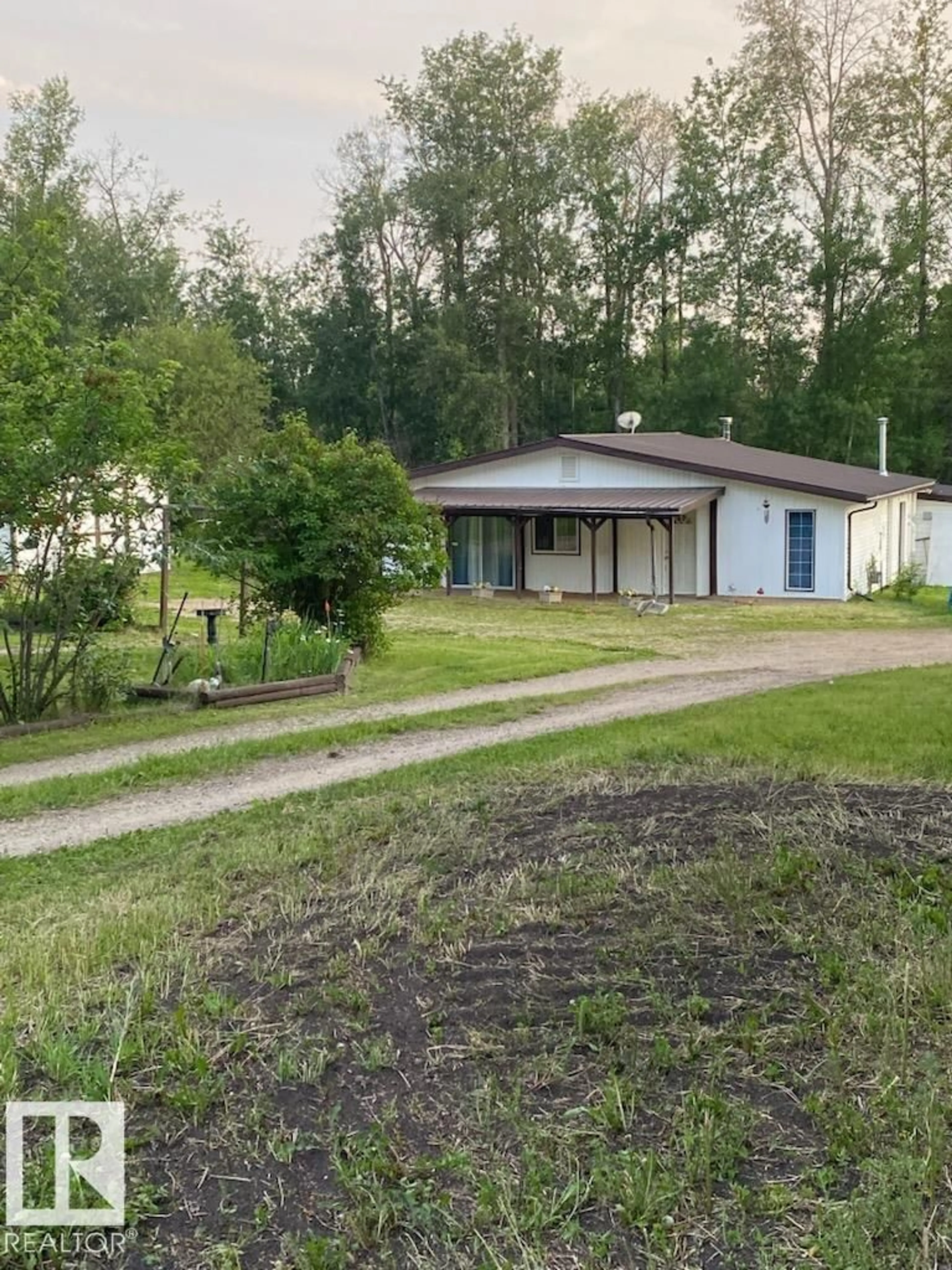 A pic from outside/outdoor area/front of a property/back of a property/a pic from drone, unknown for 63303 - 174 HWY 867 HWY, Rural Lac La Biche County Alberta T0A2C0