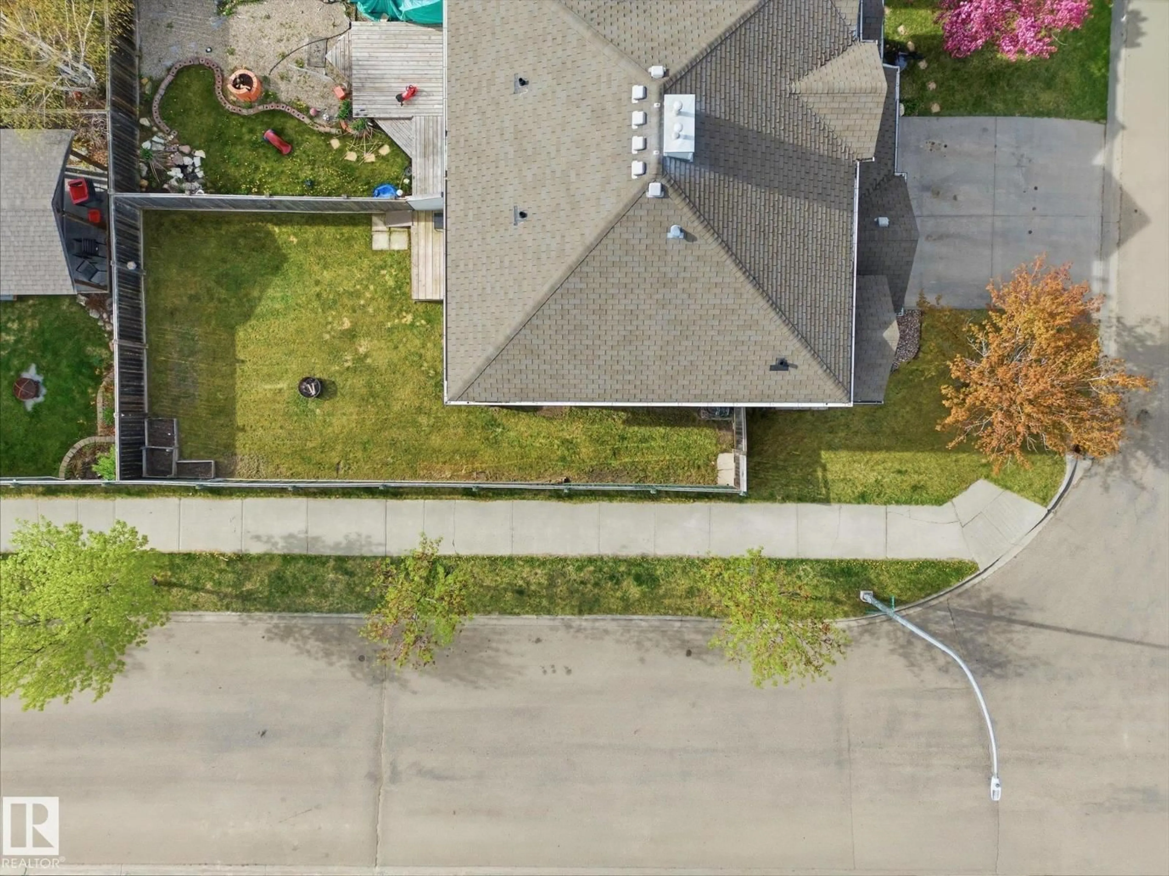 Unknown for 32 VISTA ST, Spruce Grove Alberta T7X4P6