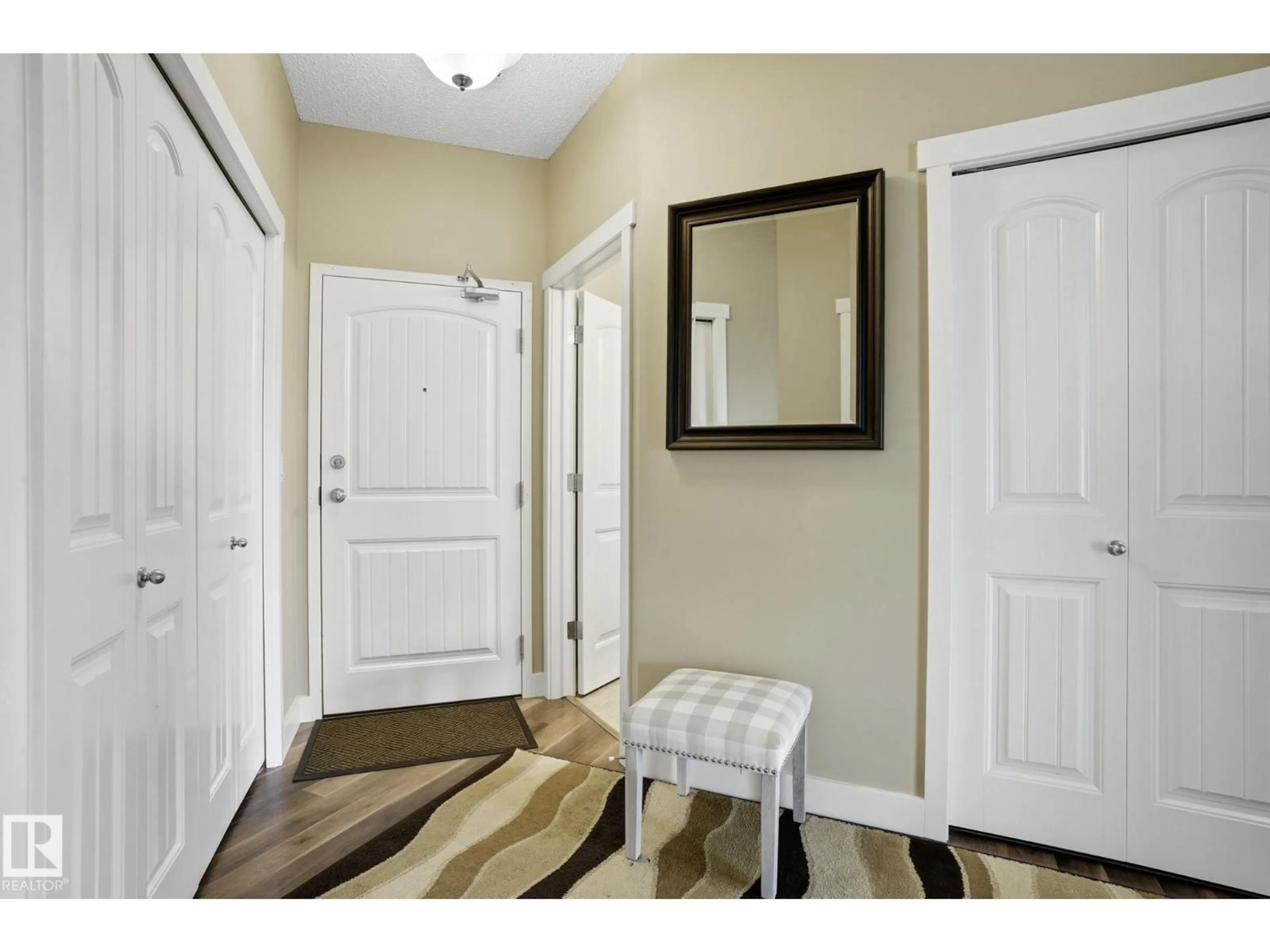 Unknown for 208 - 4922 52 ST, Gibbons Alberta T0G1N0