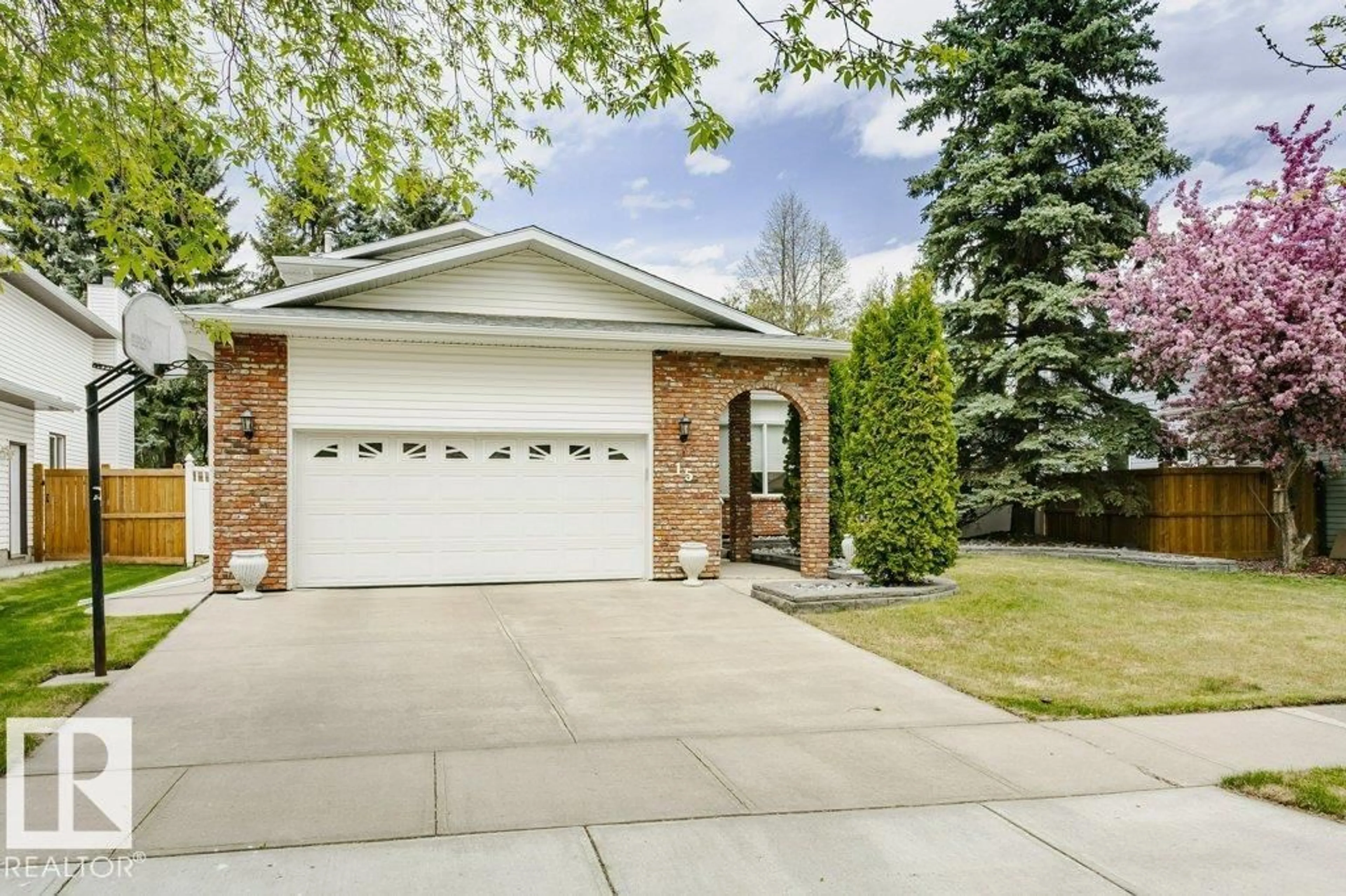 Unknown for 15 LACHAMBRE PL, St. Albert Alberta T8N4M3