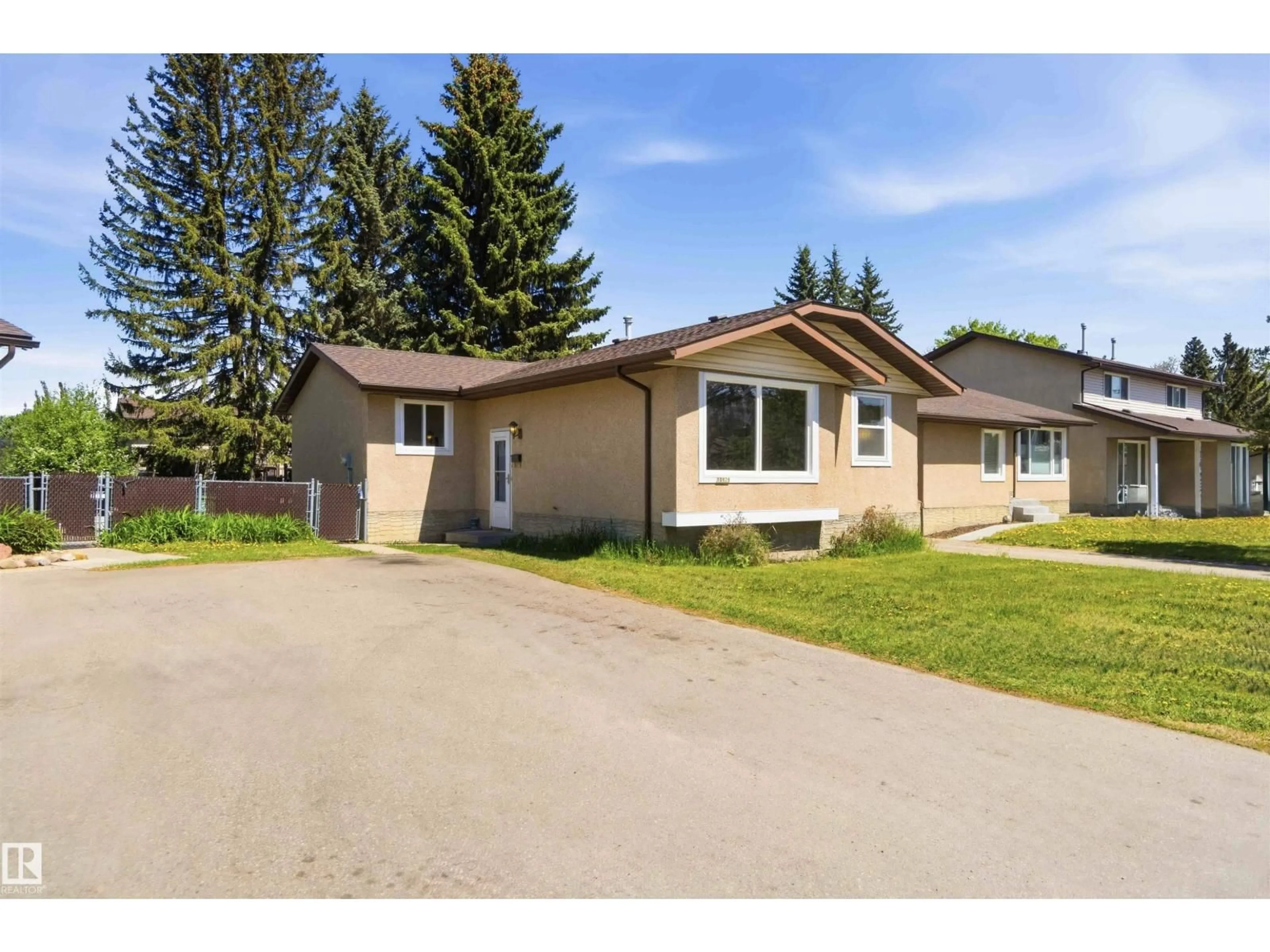 Unknown for NW - 10828 173 AV, Edmonton Alberta T5X3Z4