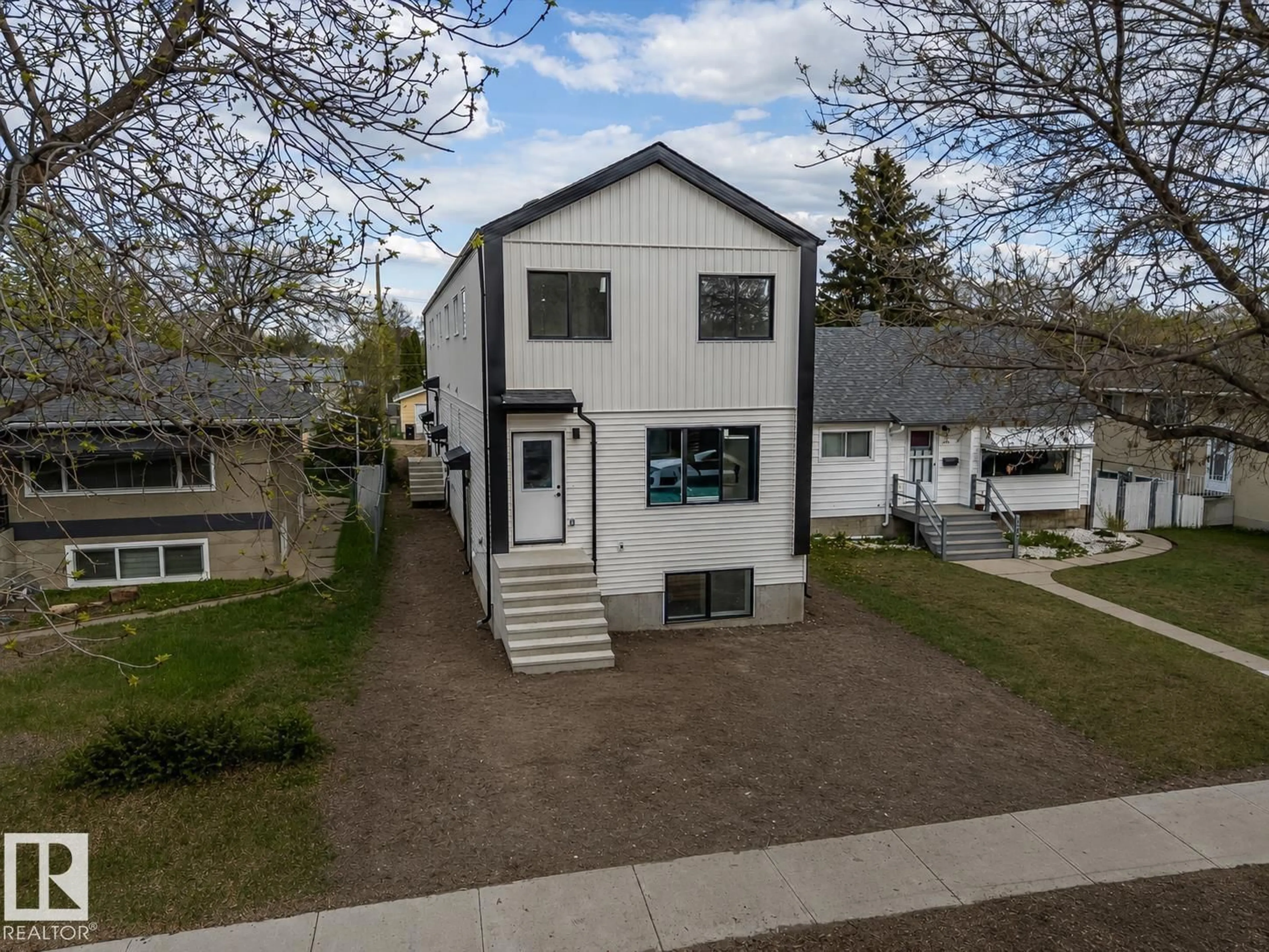 A pic from outside/outdoor area/front of a property/back of a property/a pic from drone, street for 1, 2, 3 - 12411 81 ST NW, Edmonton Alberta T5B2T6