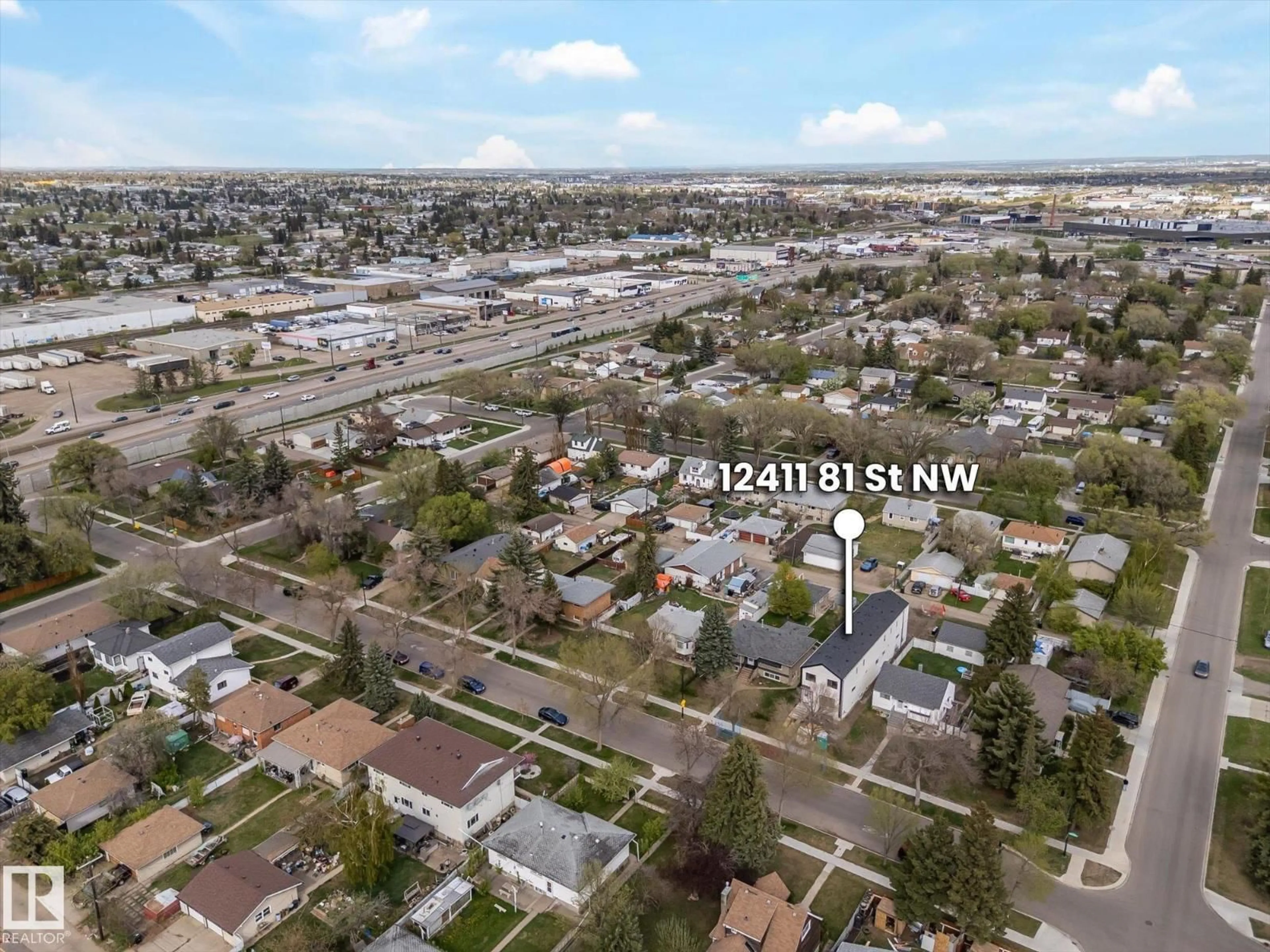 A pic from outside/outdoor area/front of a property/back of a property/a pic from drone, street for 1, 2, 3 - 12411 81 ST NW, Edmonton Alberta T5B2T6